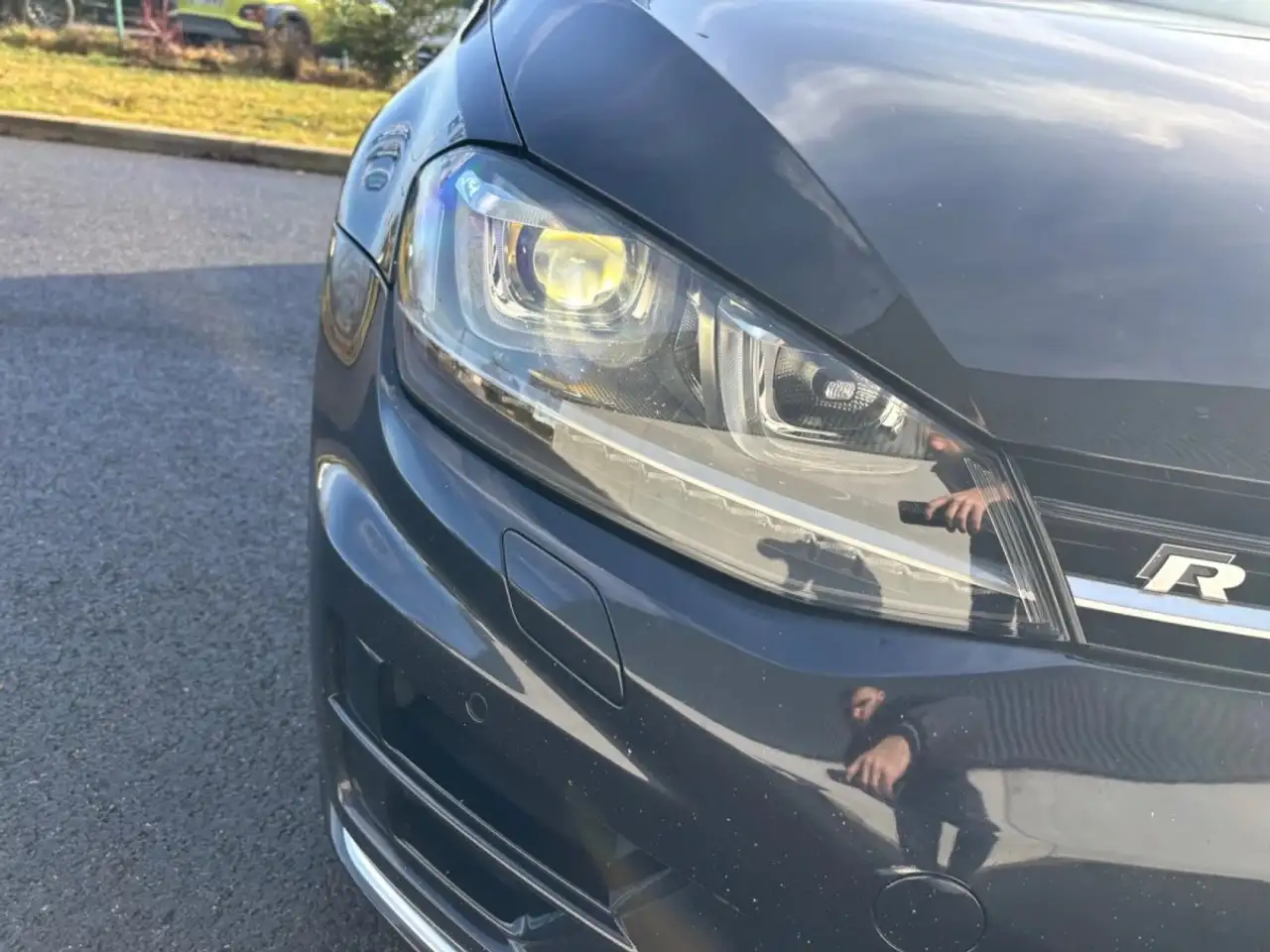 Volkswagen Golf R — photo 43