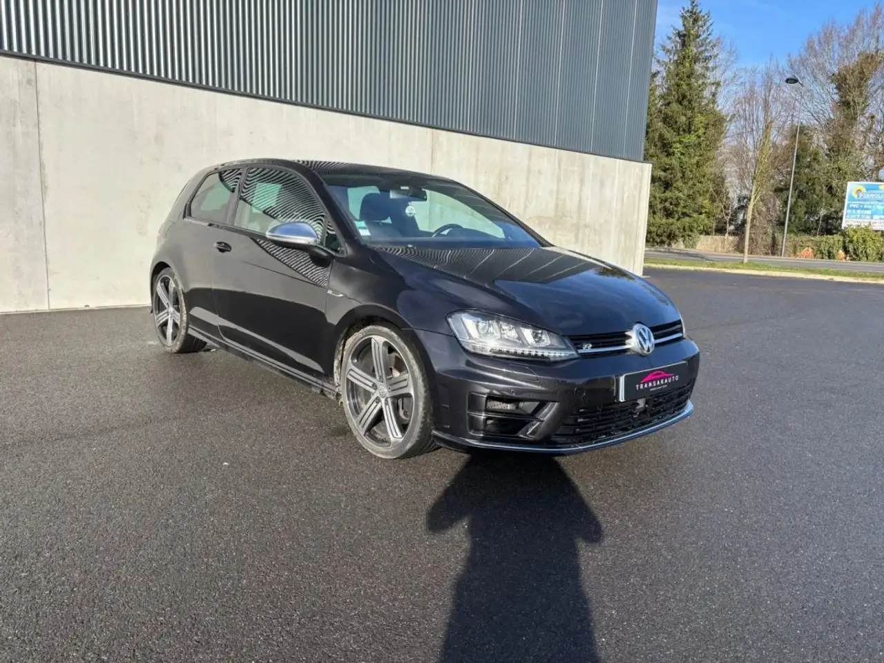 Volkswagen Golf R — photo 7