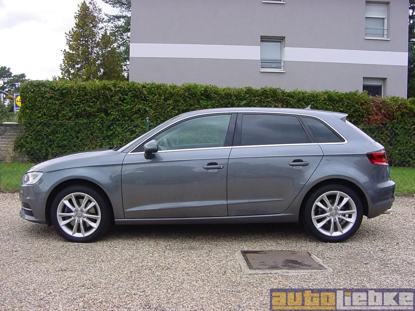 Audi A3 1.8 SPORTBACK AUTOM,LED,NAVI,SHZ,PDC,GRA,BT,SH! Gris - 2