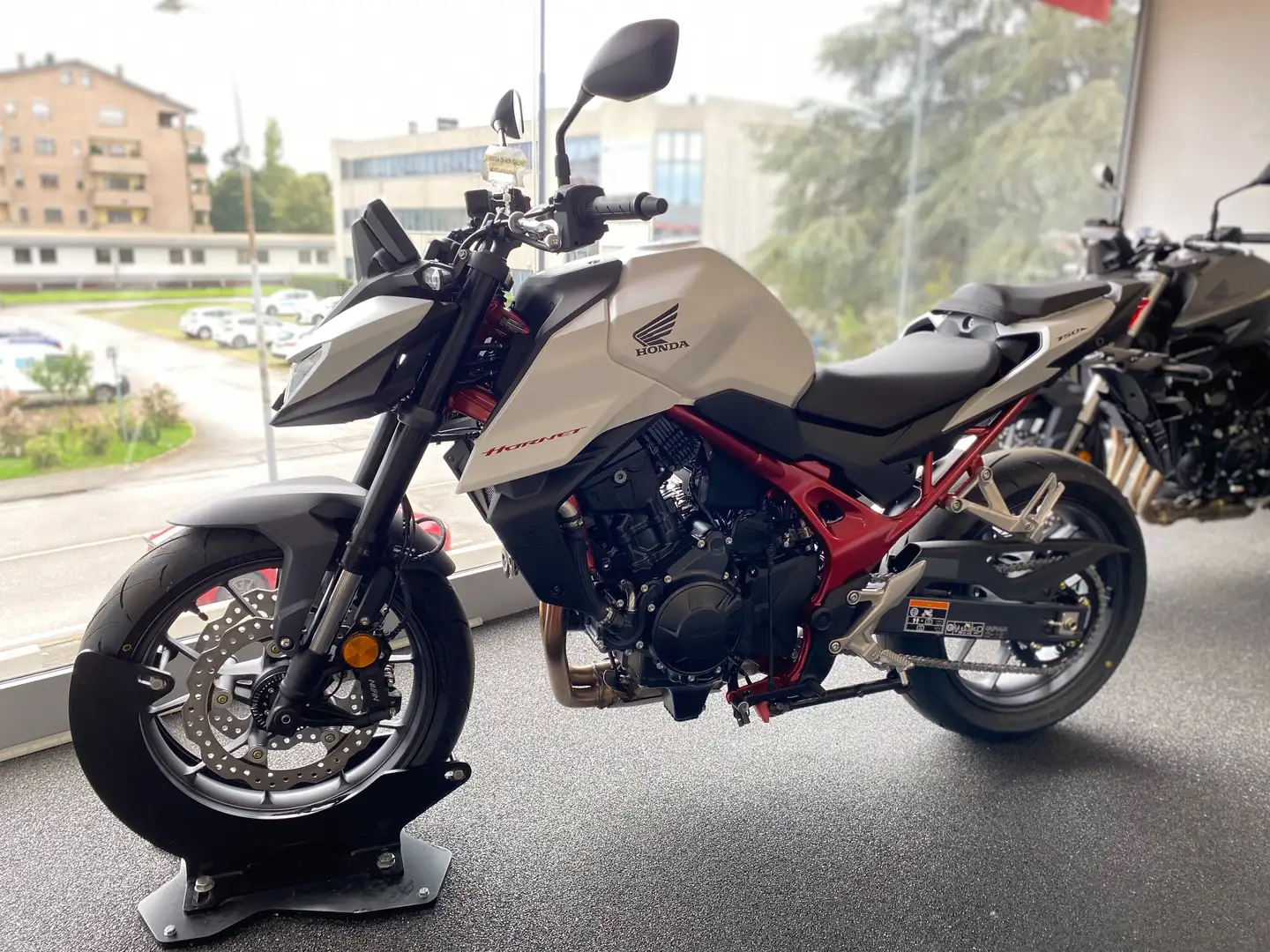 Honda Hornet CB750 Bianco - 1