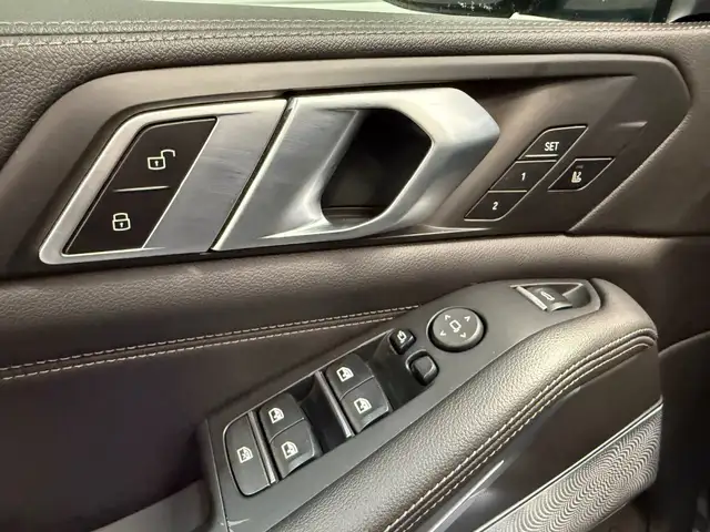 BMW X5 Xdrive45e view 23
