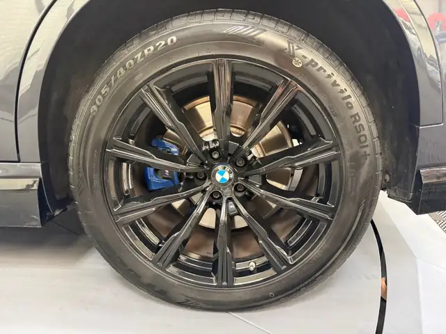 BMW X5 Xdrive45e view 29