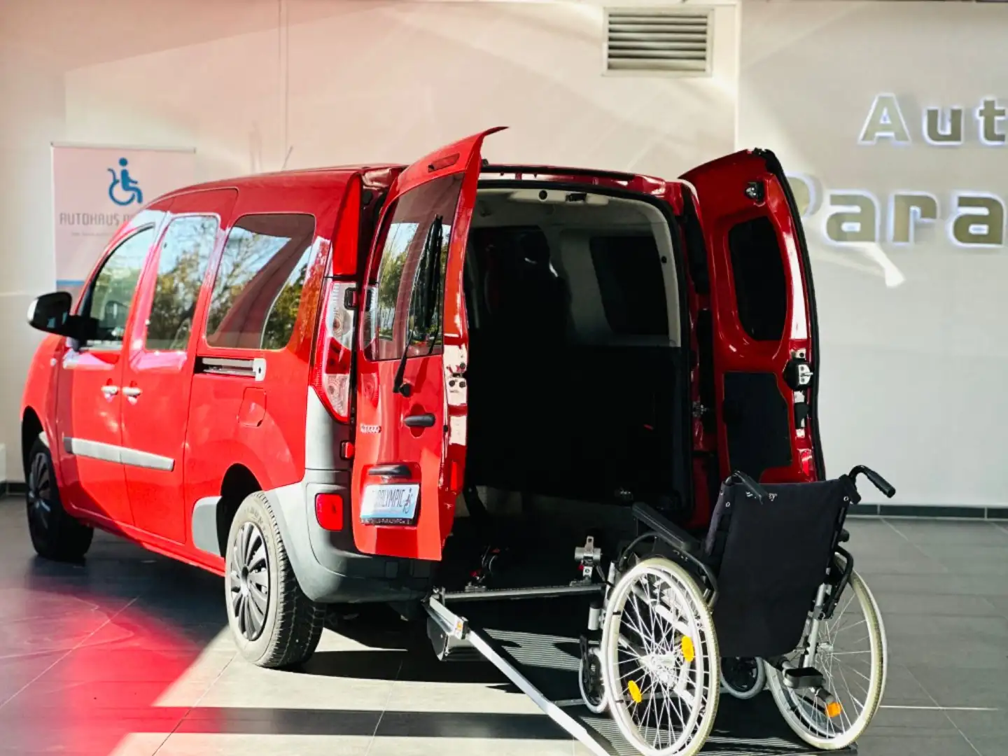 Renault Kangoo Grand Maxi Behindertengerecht-Rampe Rot - 1