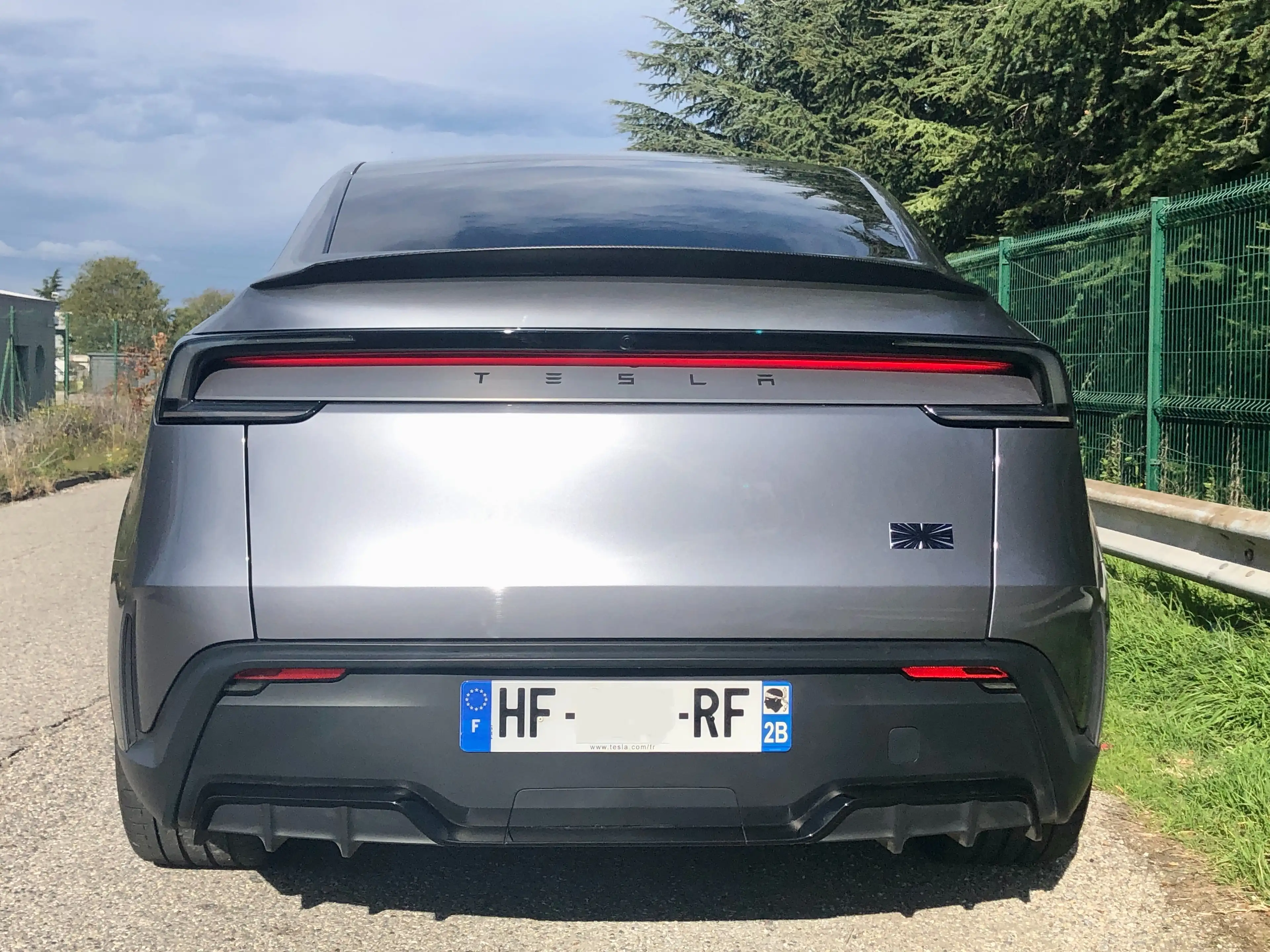 Tesla Model Y performance awd 515 new model juniper tva recup — photo 6