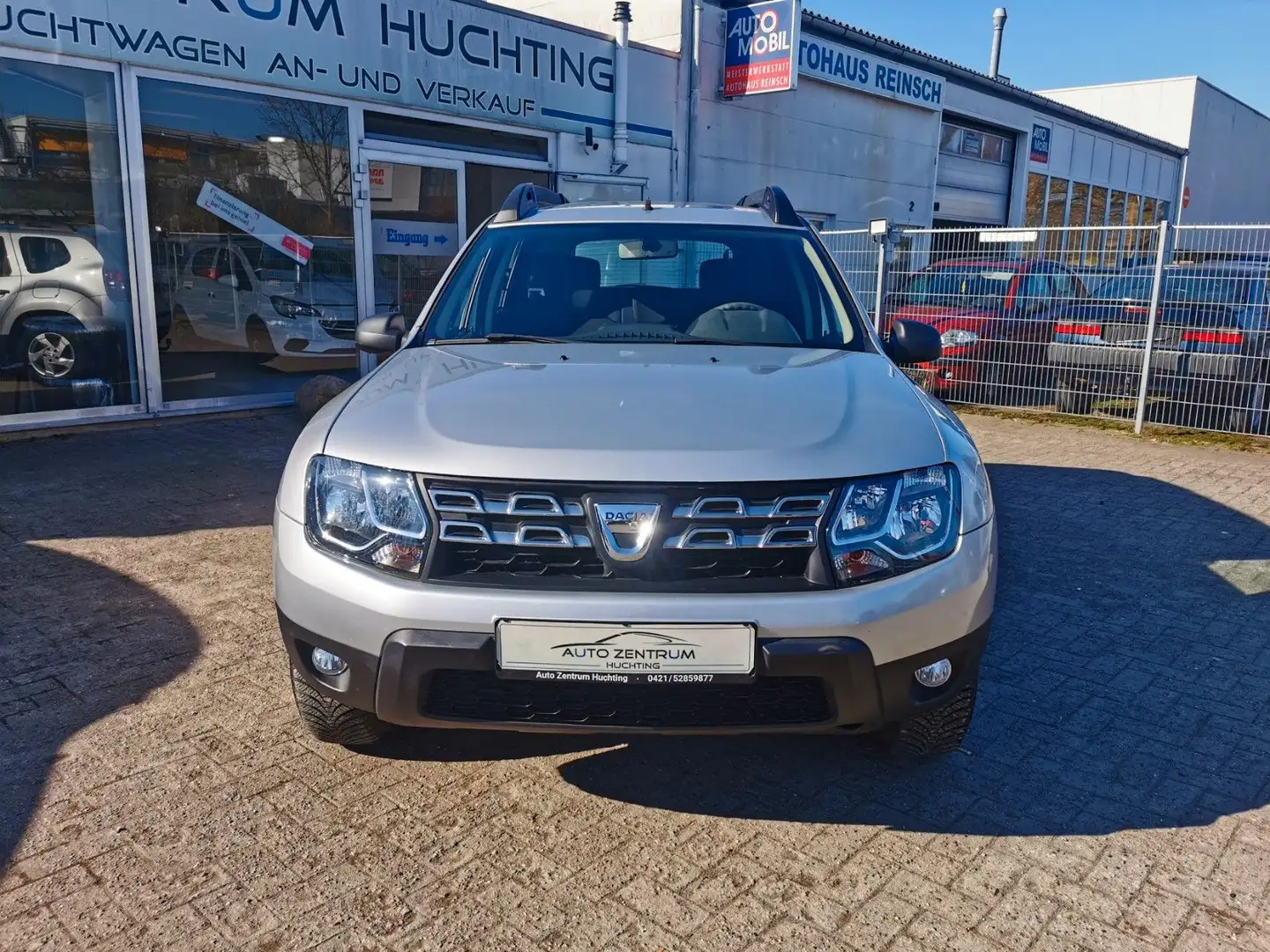Dacia Duster I Laureate 4x2 Gris - 2
