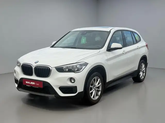 Bmw X1 sDrive 18i PANO*TEMPO*SHZ*PDC*LED*NAVI*KLIMA
