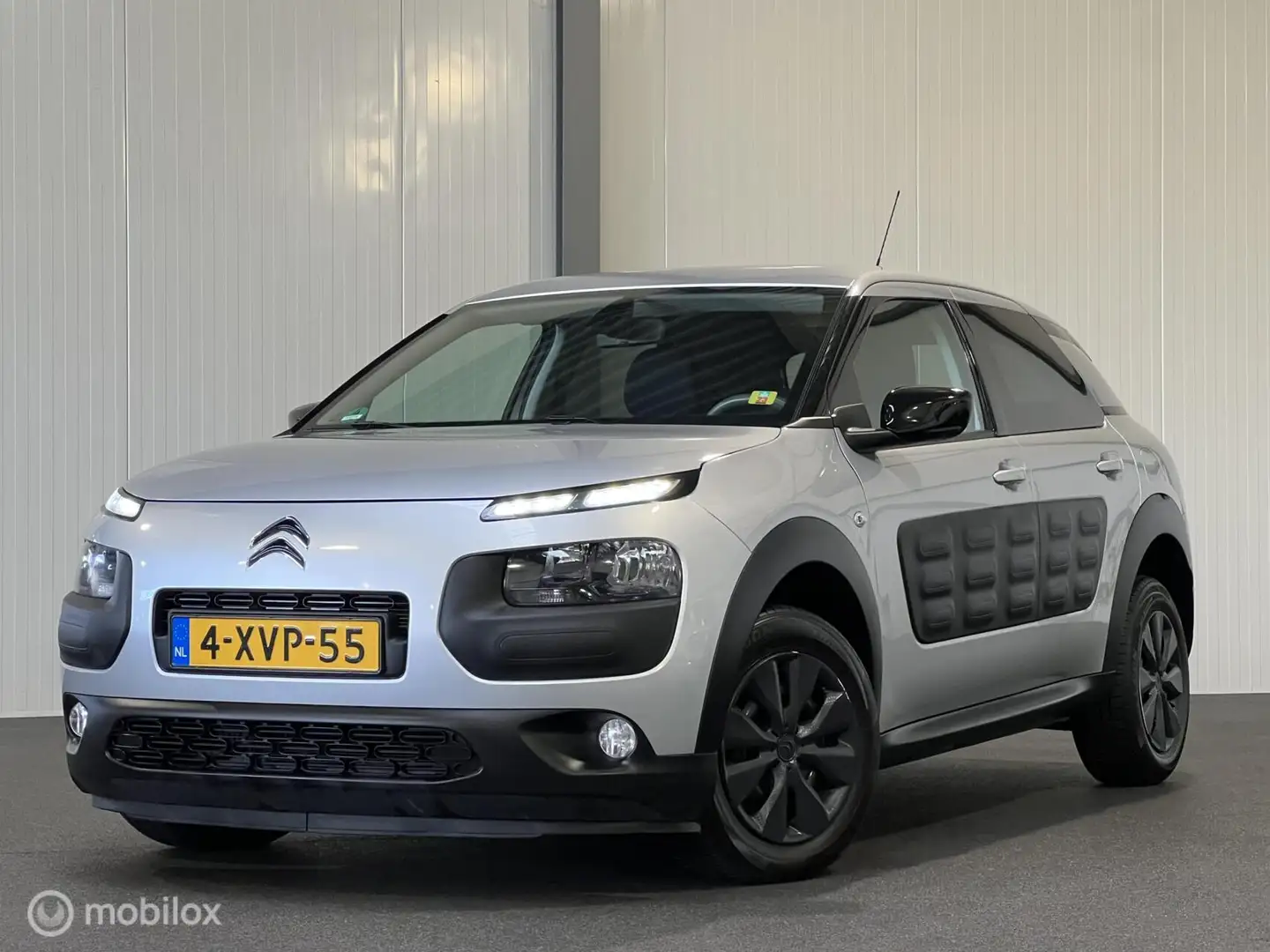 Citroen C4 Cactus 1.6 BlueHDi Business [ NAP cruise camera ] Grijs - 1