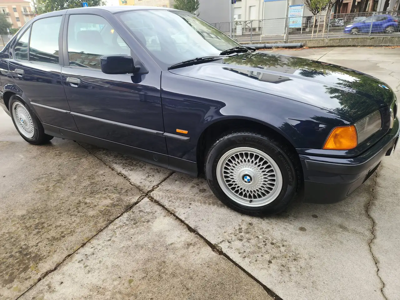 BMW 318 Serie 3 E36 Berlina 318i c/clima auto, foto 5