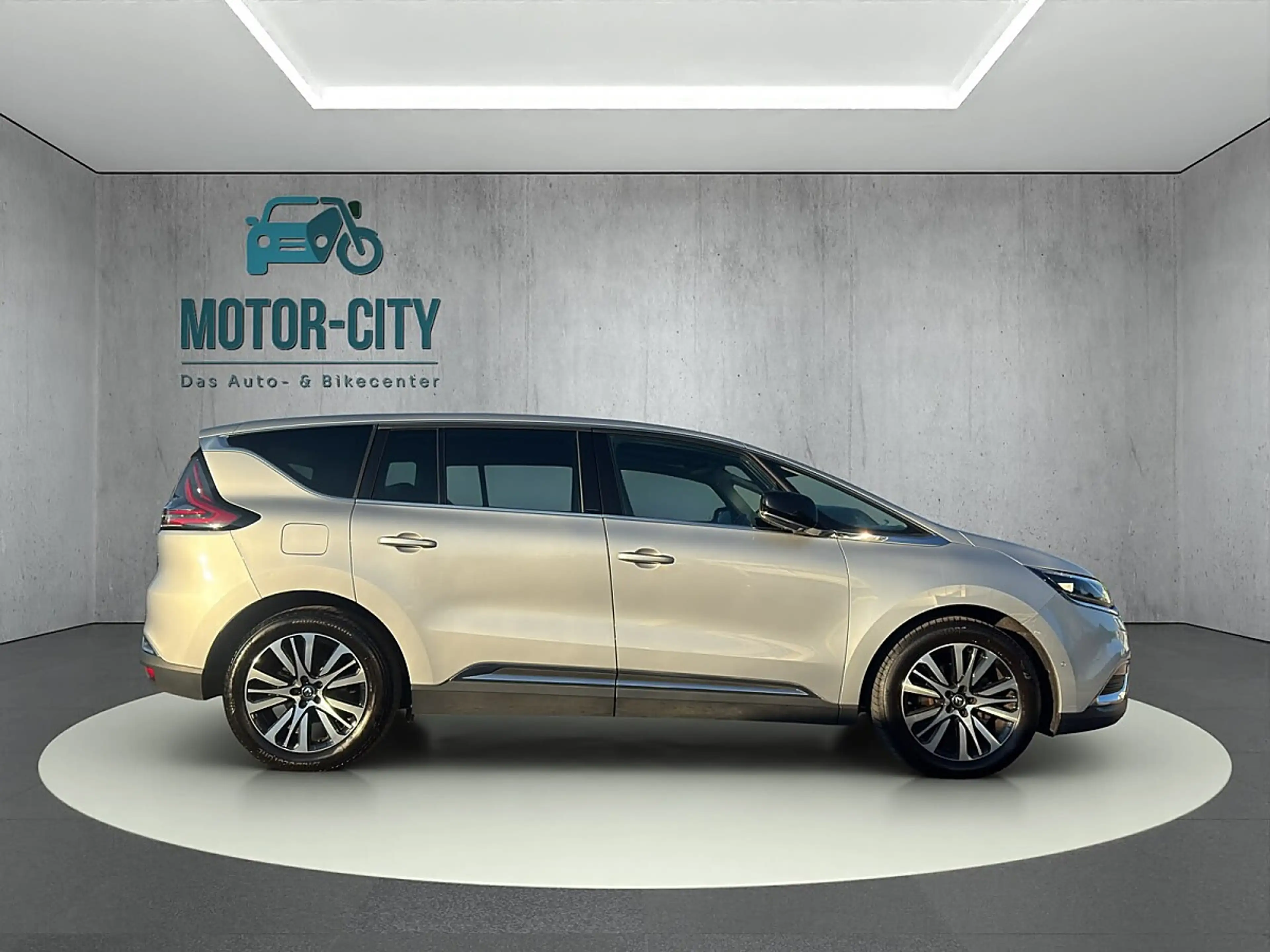 Renault Espace Initiale Paris Energy dCi 160 EDC — photo 4