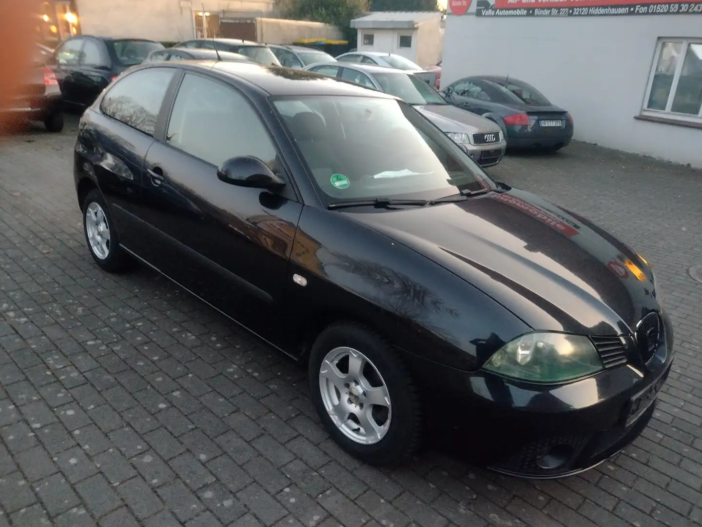 SEAT Ibiza 1.4 16V Sport Edition.   Tüv neu. Negro - 2