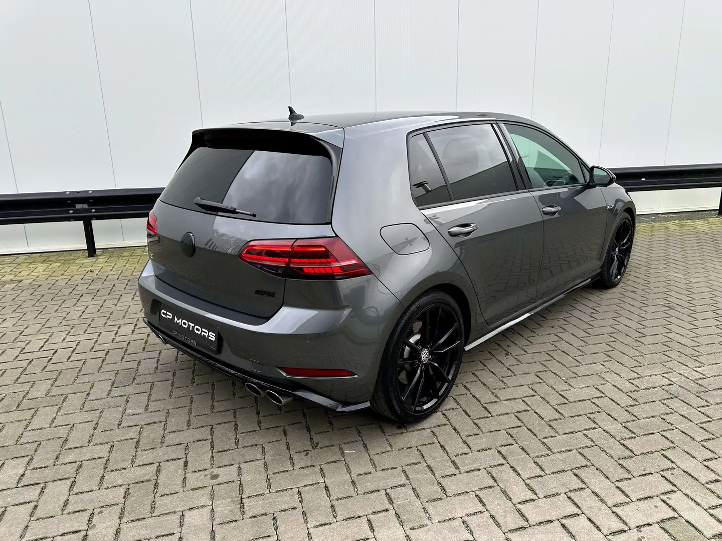 Volkswagen Golf R 4 MOTION  340 PK  APR VW POWER UNIT  DYNAUDIO Grigio - 2