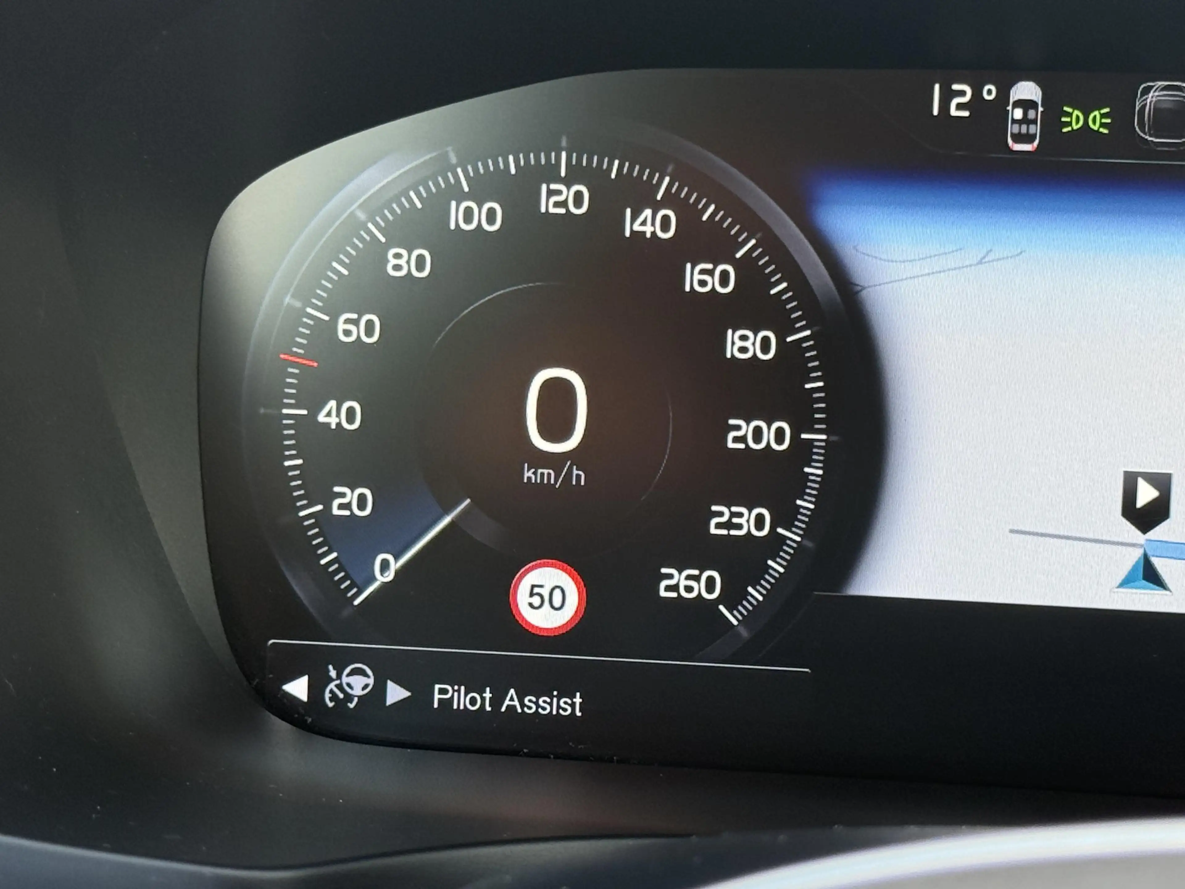 Volvo V60 2.0 T6 Recharge 350pk AWD R-Design Plus Dark | Lon — photo 15
