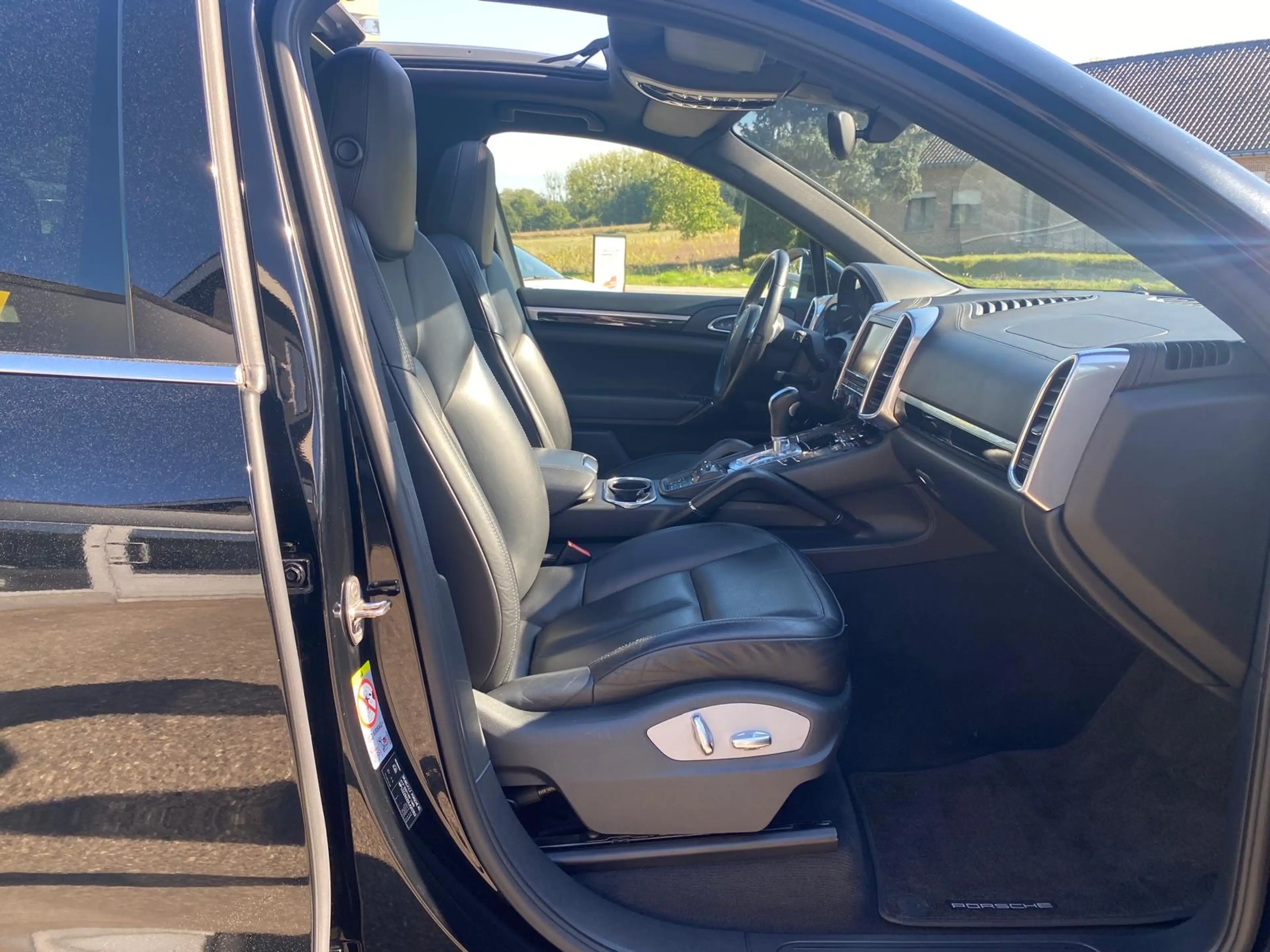 Porsche Cayenne 3.0 D V6 Tiptronic S ** CAR PASS OK ** Belgium Cars ** — photo 14