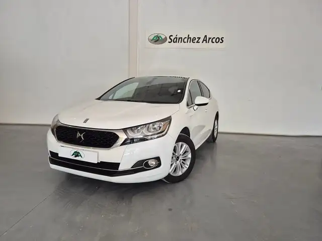DS Automobiles DS 4 1.6 BlueHDi S&S Desire 100