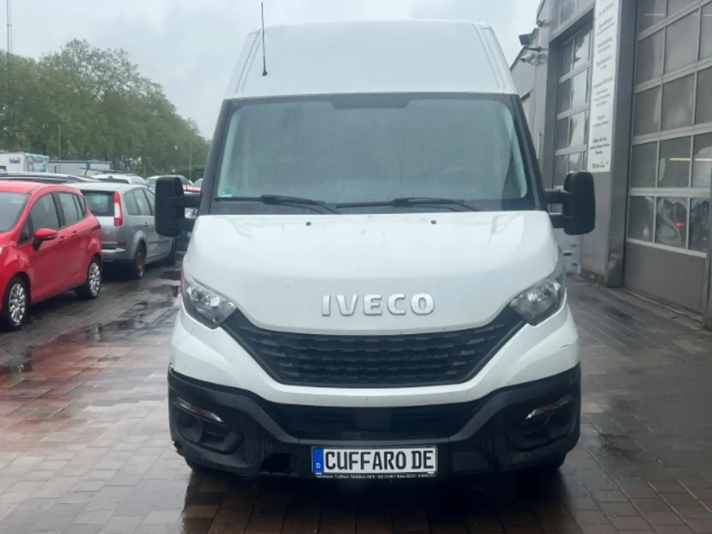 Iveco Daily Kasten HKa 35 S ... V Radstand 3520 L 12 EU6d-T DA Weiß - 1