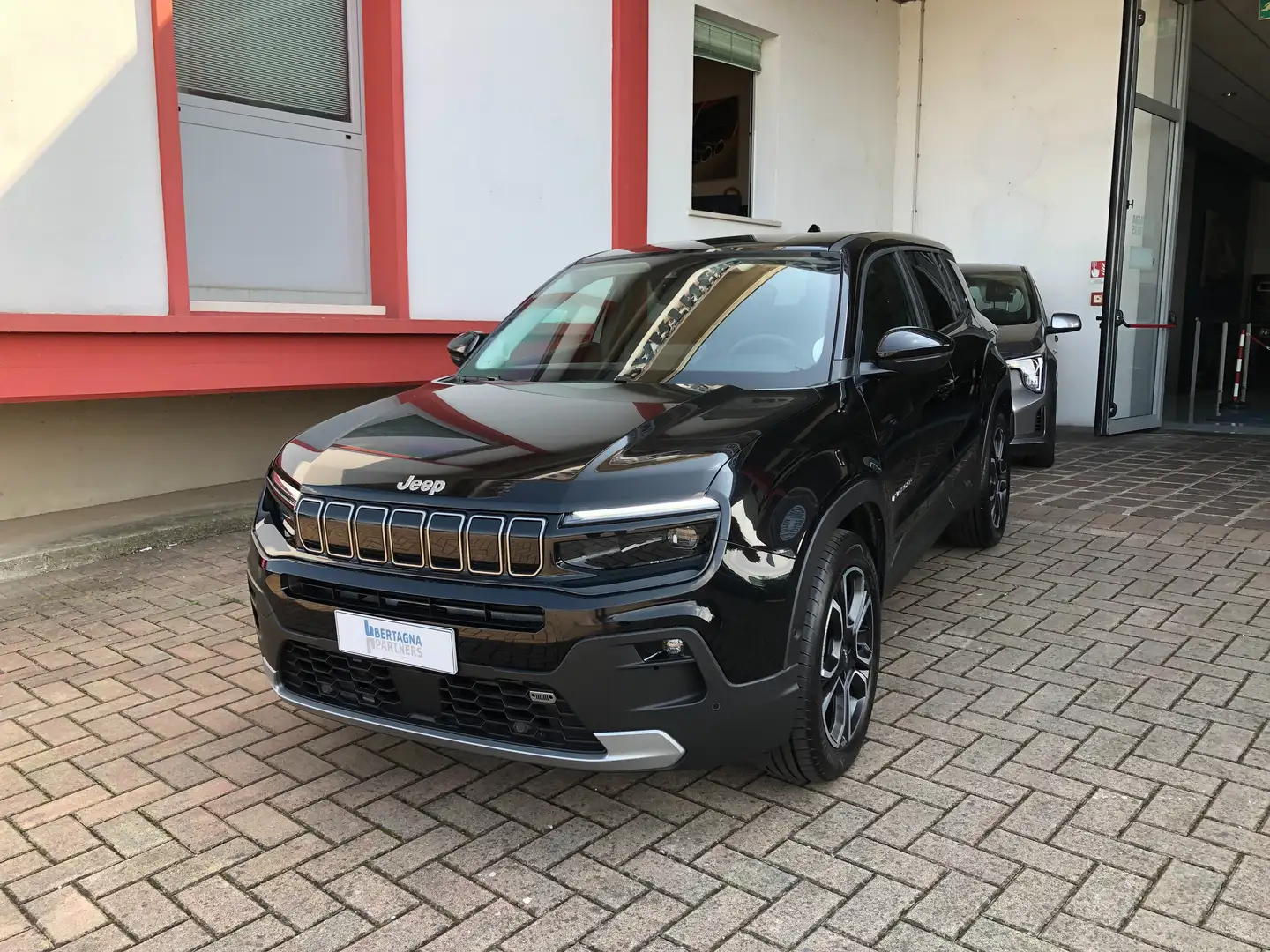 Jeep Avenger 1.2 turbo Summit fwd 100cv Nero - 1