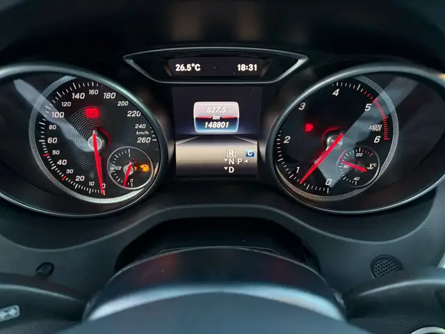 Mercedes-Benz Cla view 12