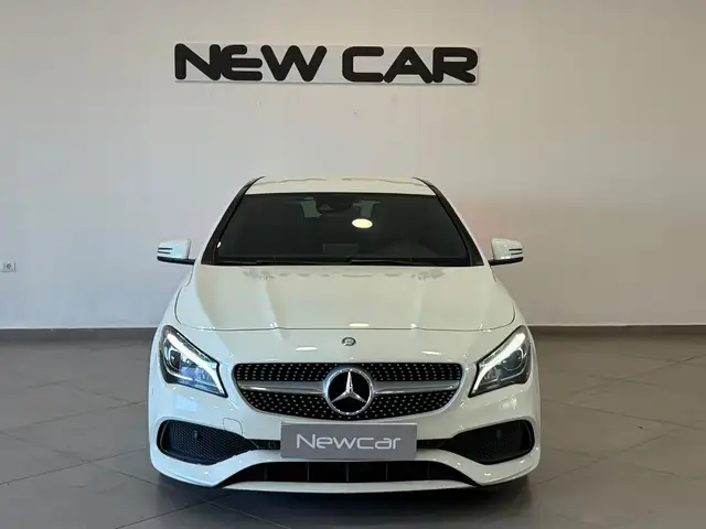 Mercedes-Benz Cla view 3