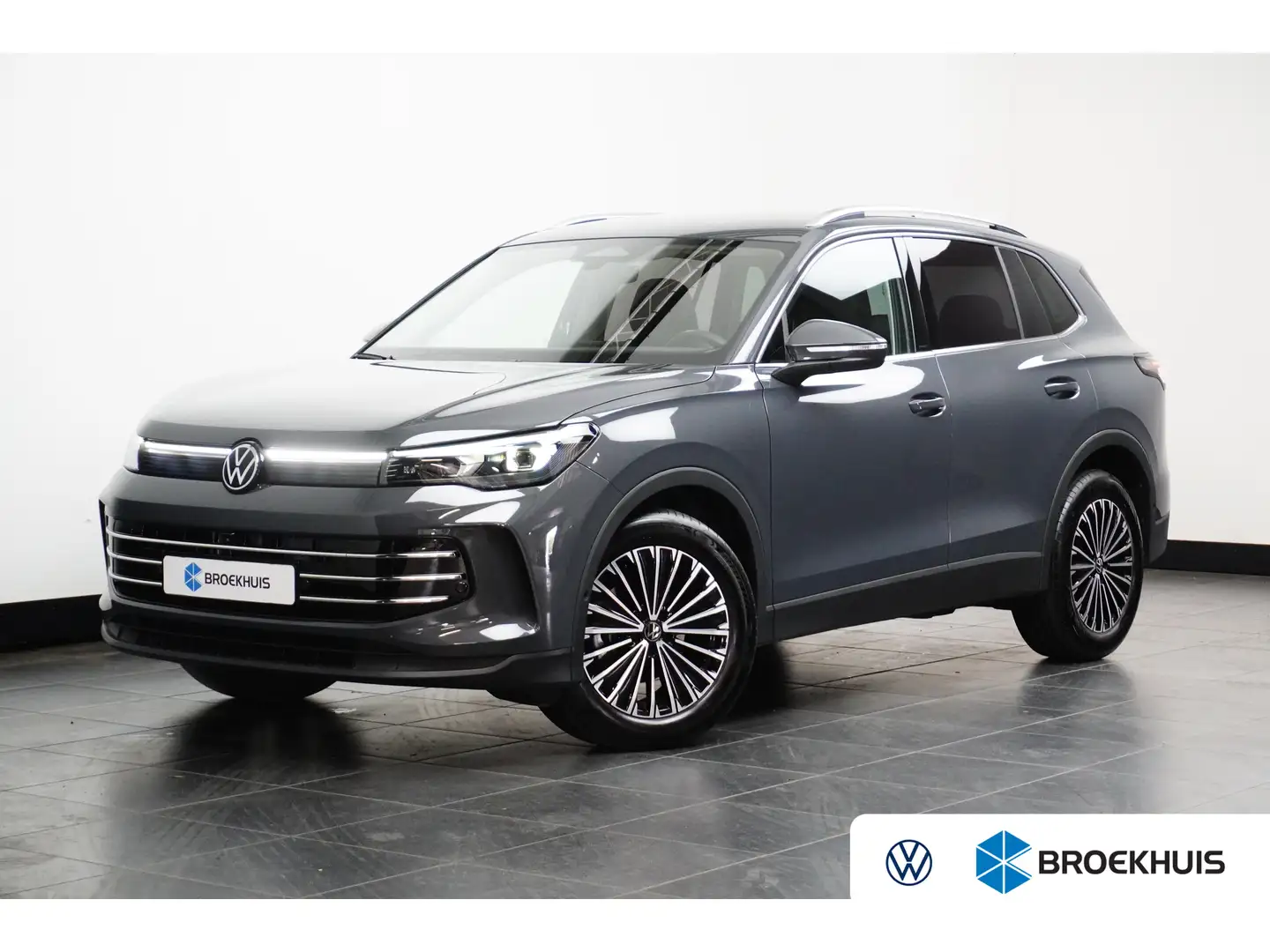 Volkswagen Tiguan 1.5 eTSI 150PK DSG-7 Life Edition | NAVIGATIE | LE - 1