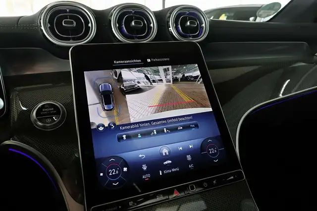 Mercedes-Benz GLC view 11