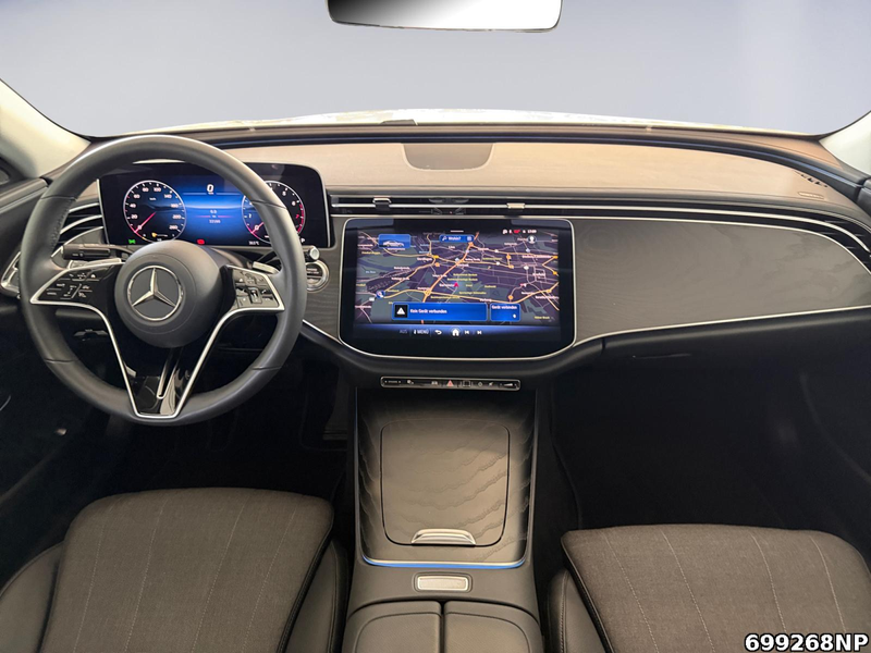 Mercedes-Benz E 200 Avantgarde  Distronic Rückfahrk. Lenkradhz — photo 8