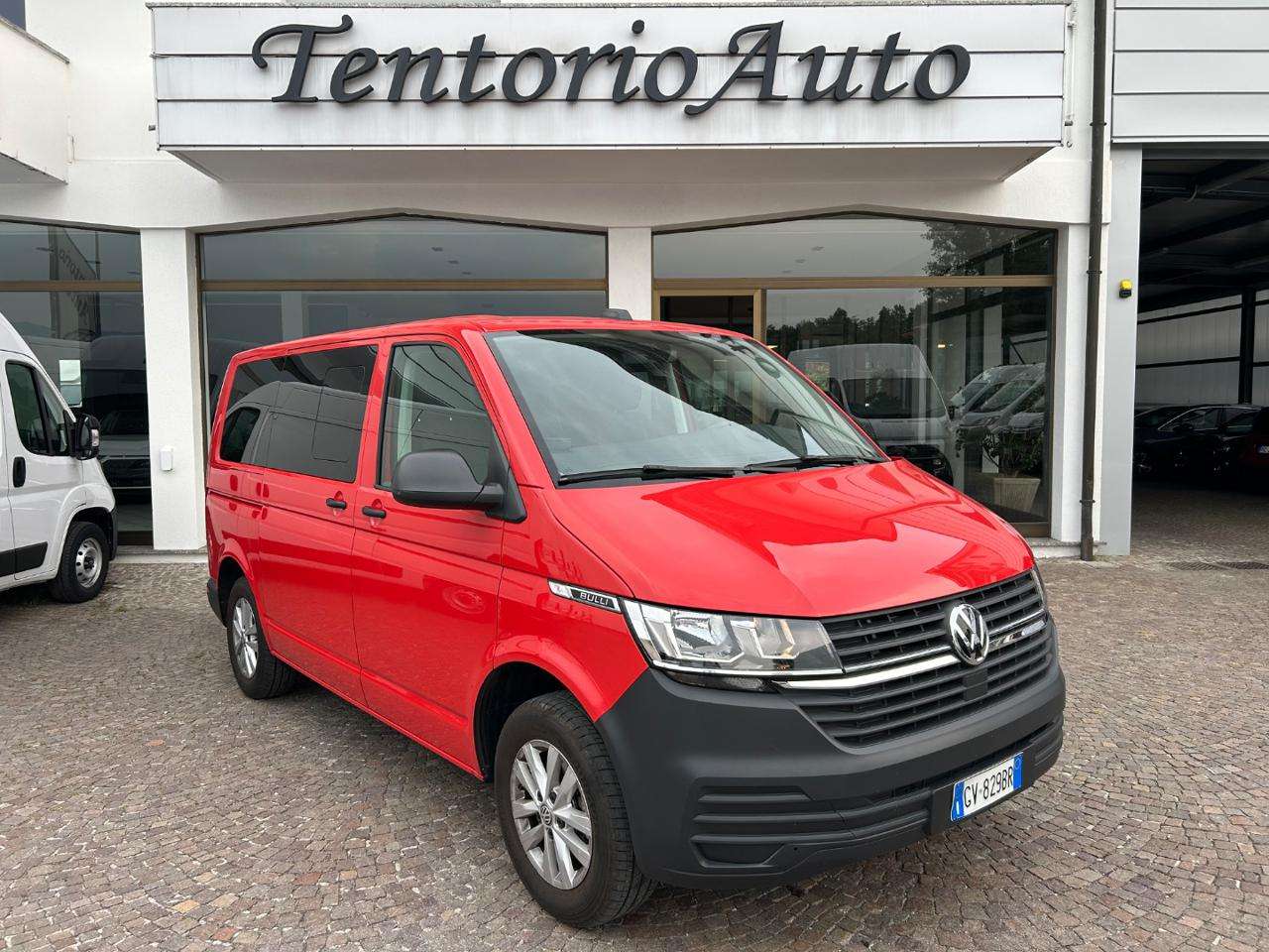 Volkswagen T6.1 Caravelle 2.0 TDI 150CV PC Trendline