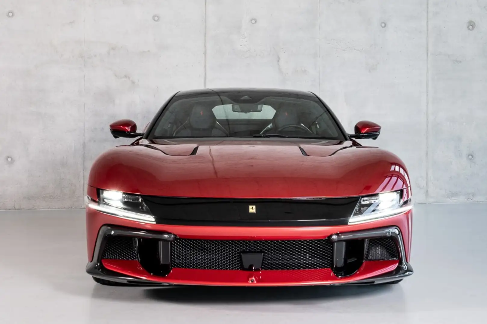 Ferrari ON STOCK PRODUCTION 2025 Czerwony - 2