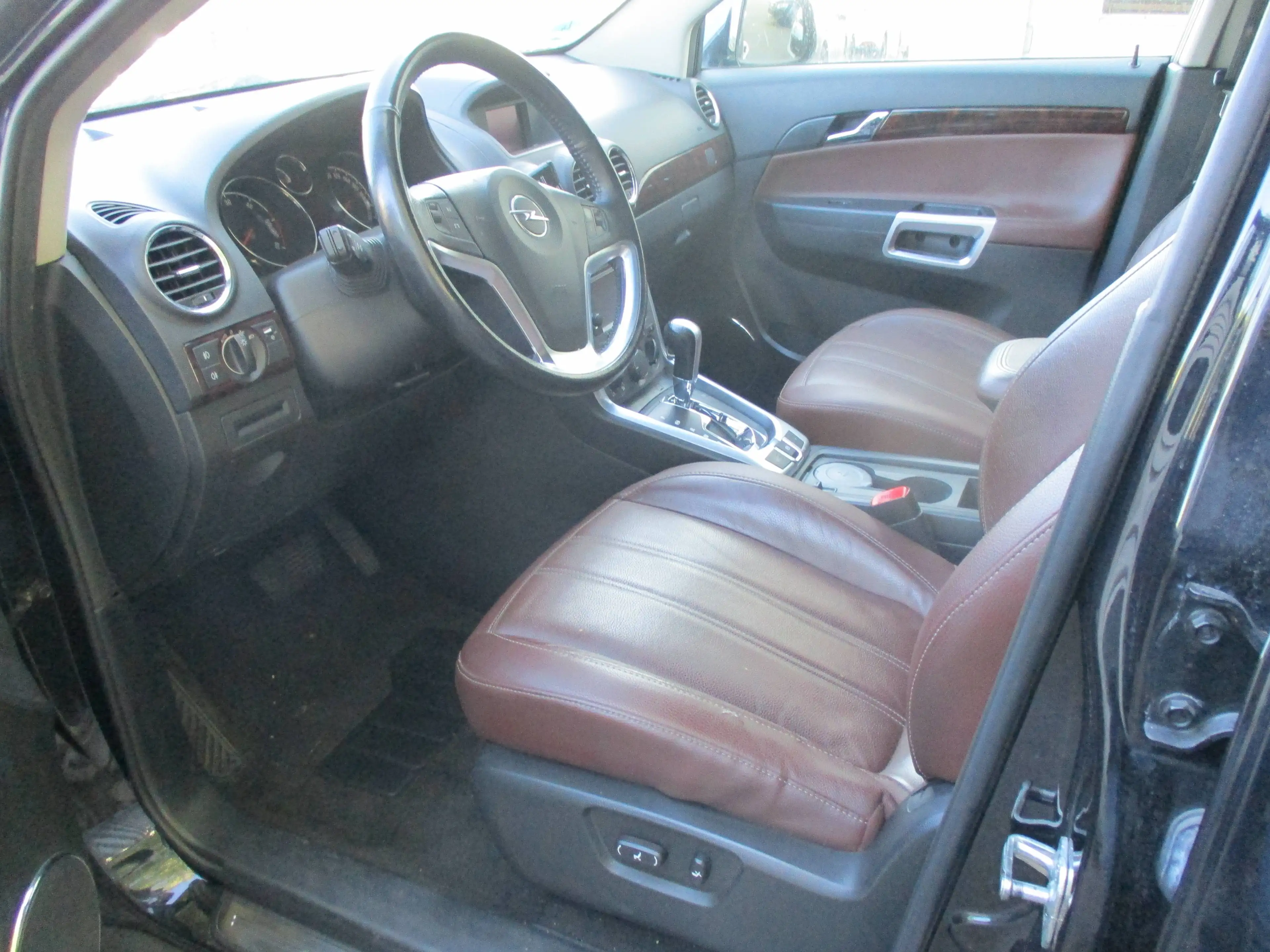 Opel Antara Cosmo 4x4 — photo 11