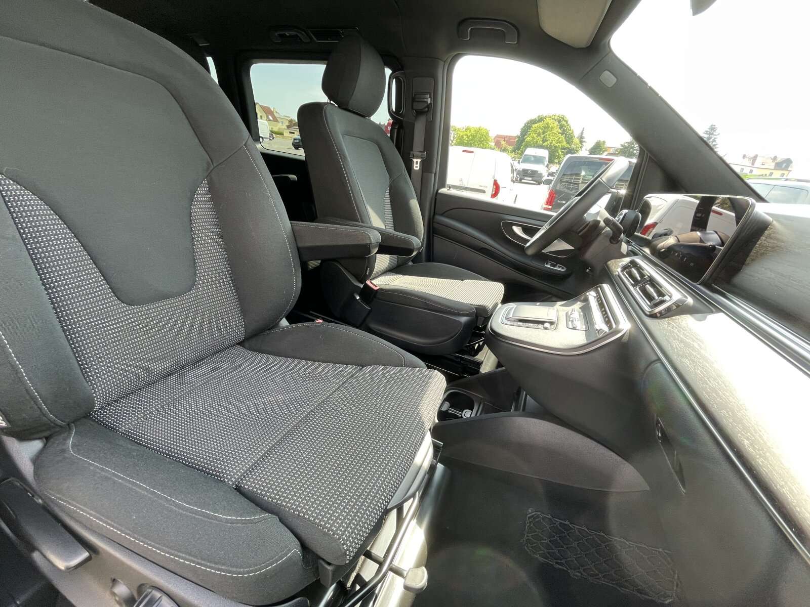 Mercedes-Benz V 250
