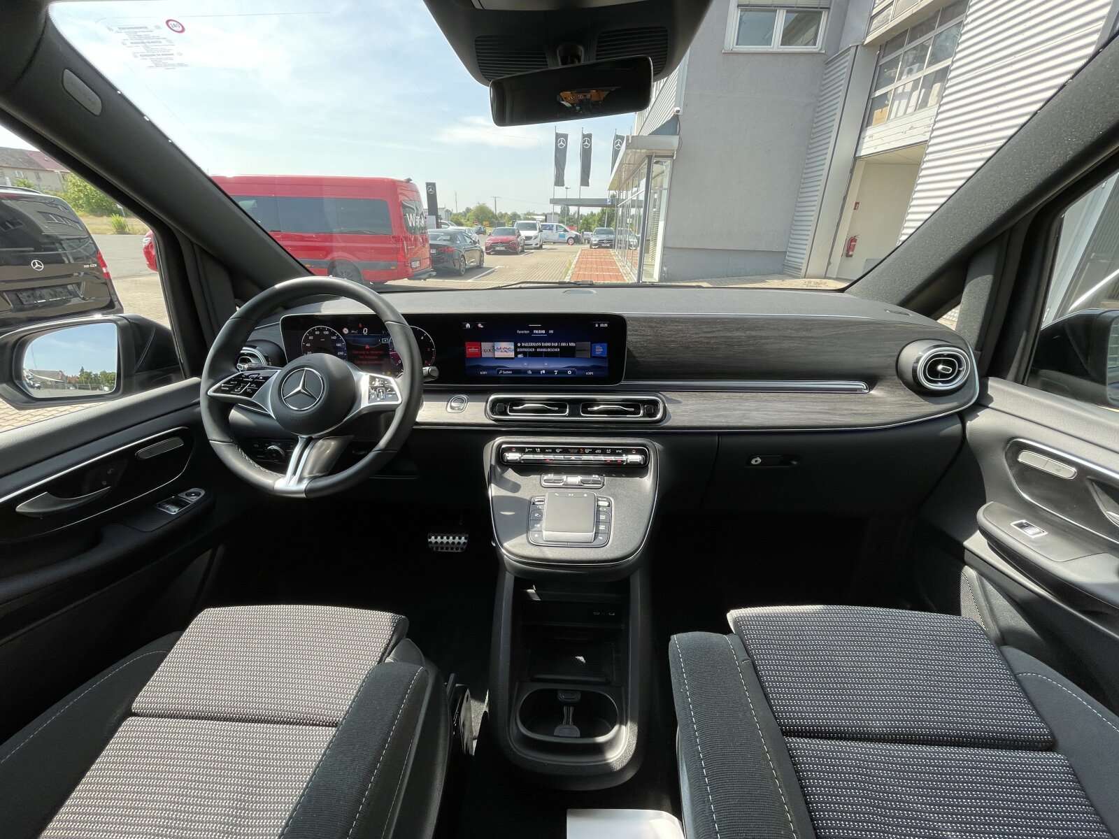 Mercedes-Benz V 250