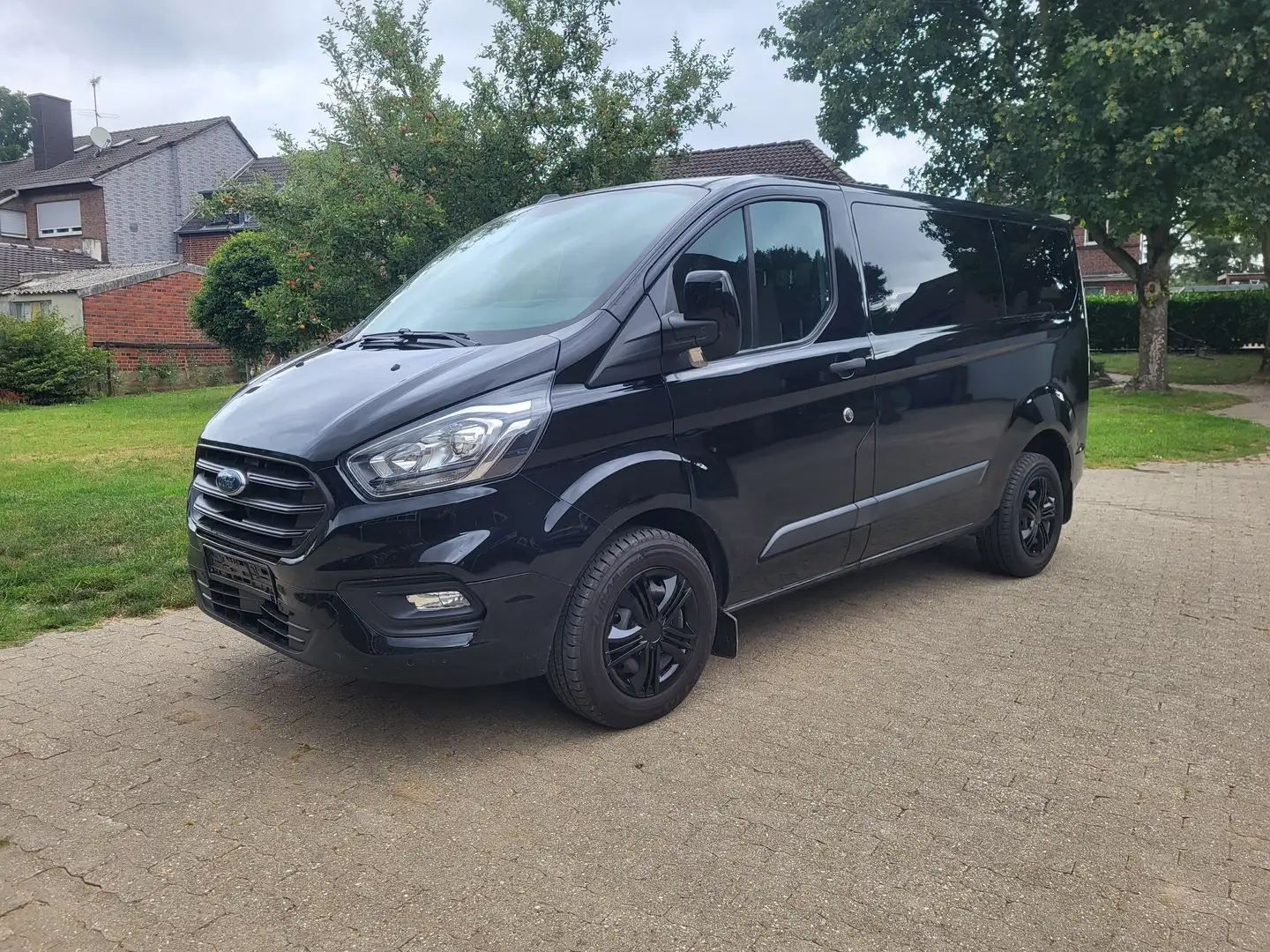 Ford Transit Custom 320 L1 H1 Trend2.0 TDCi 9-Sitzer Modell 2023 Negro - 1