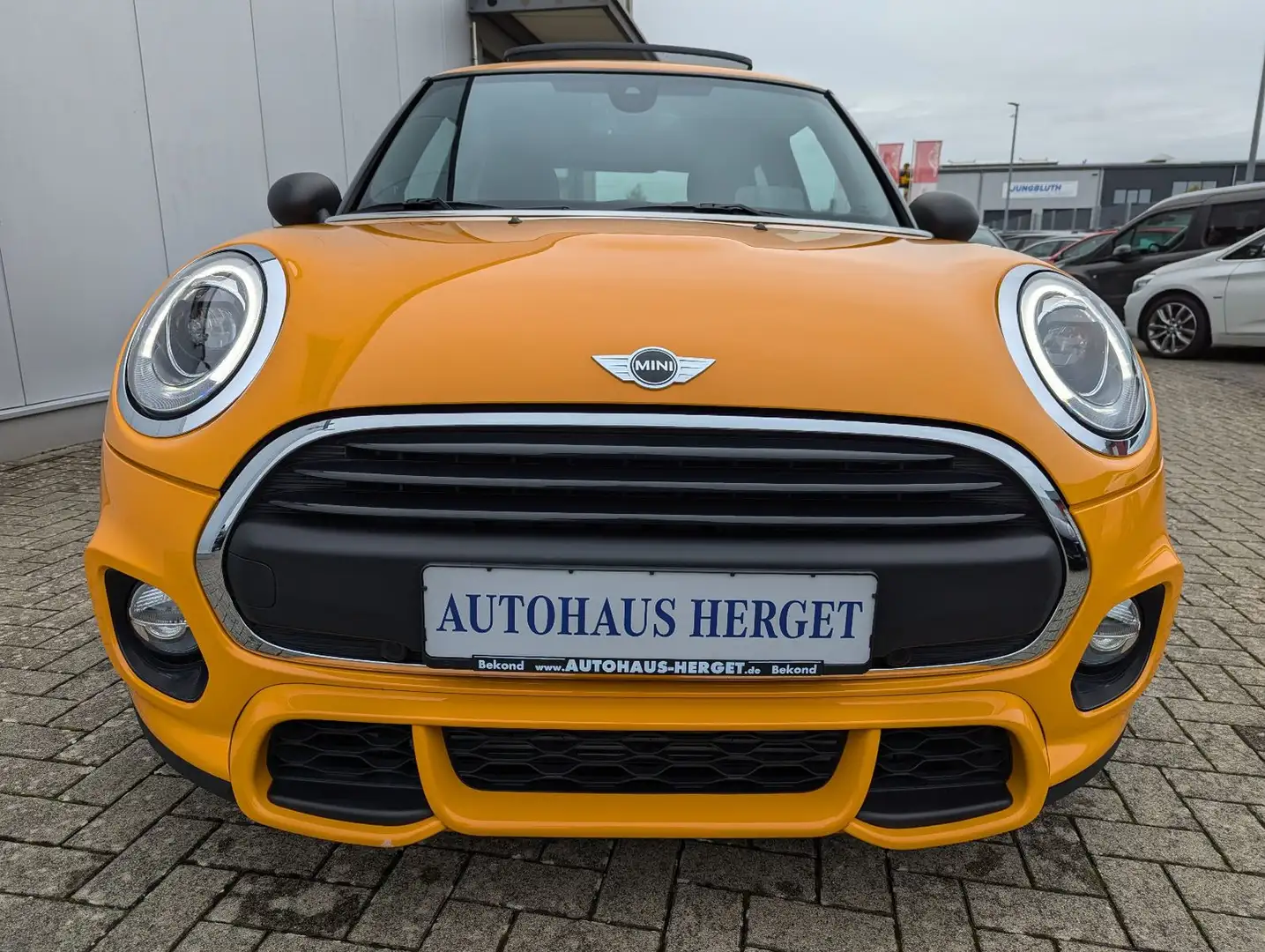MINI One Automatik JOHN COOPER WORKS Orange - 2