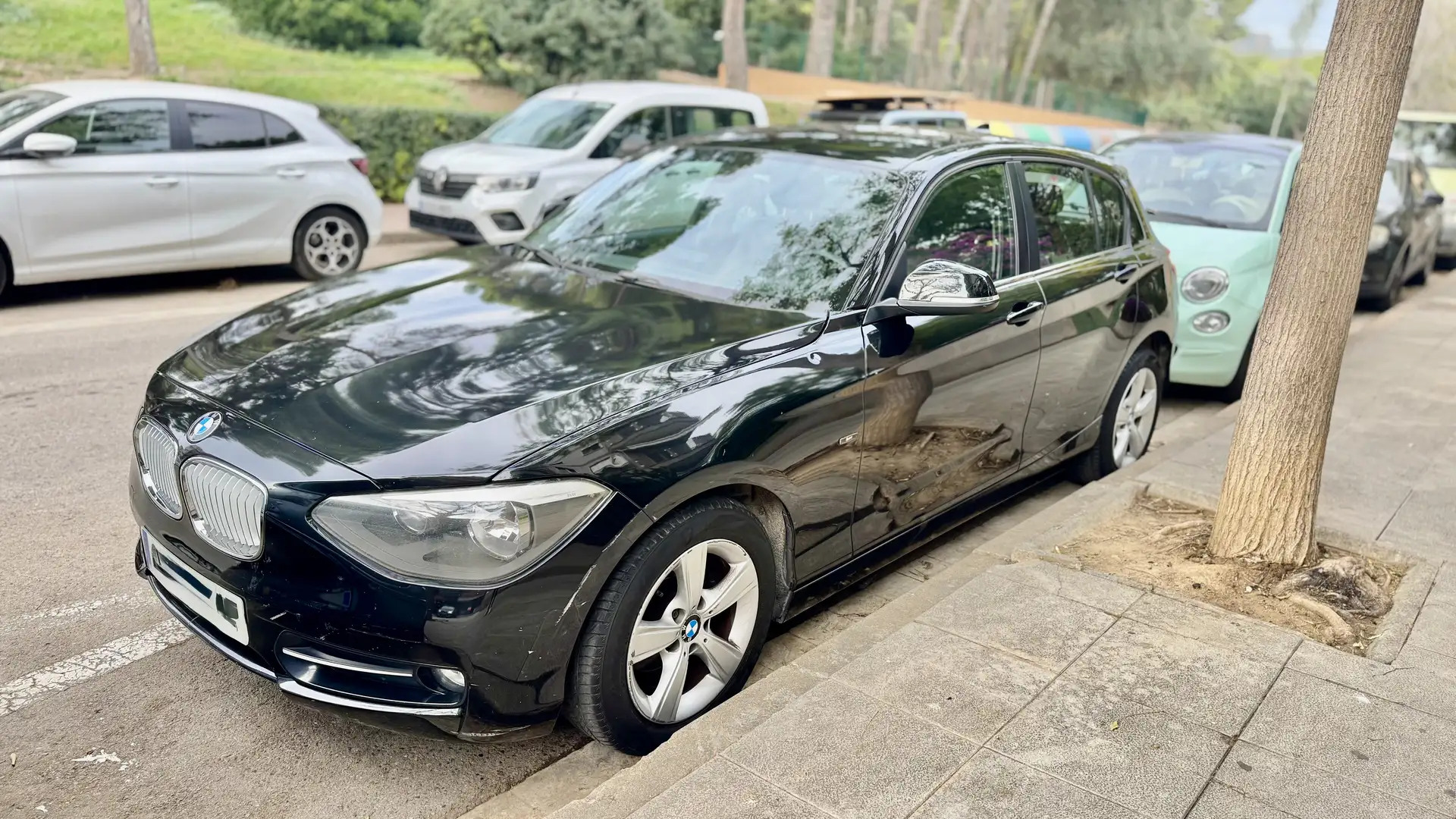 BMW 118 118d Sport - 1