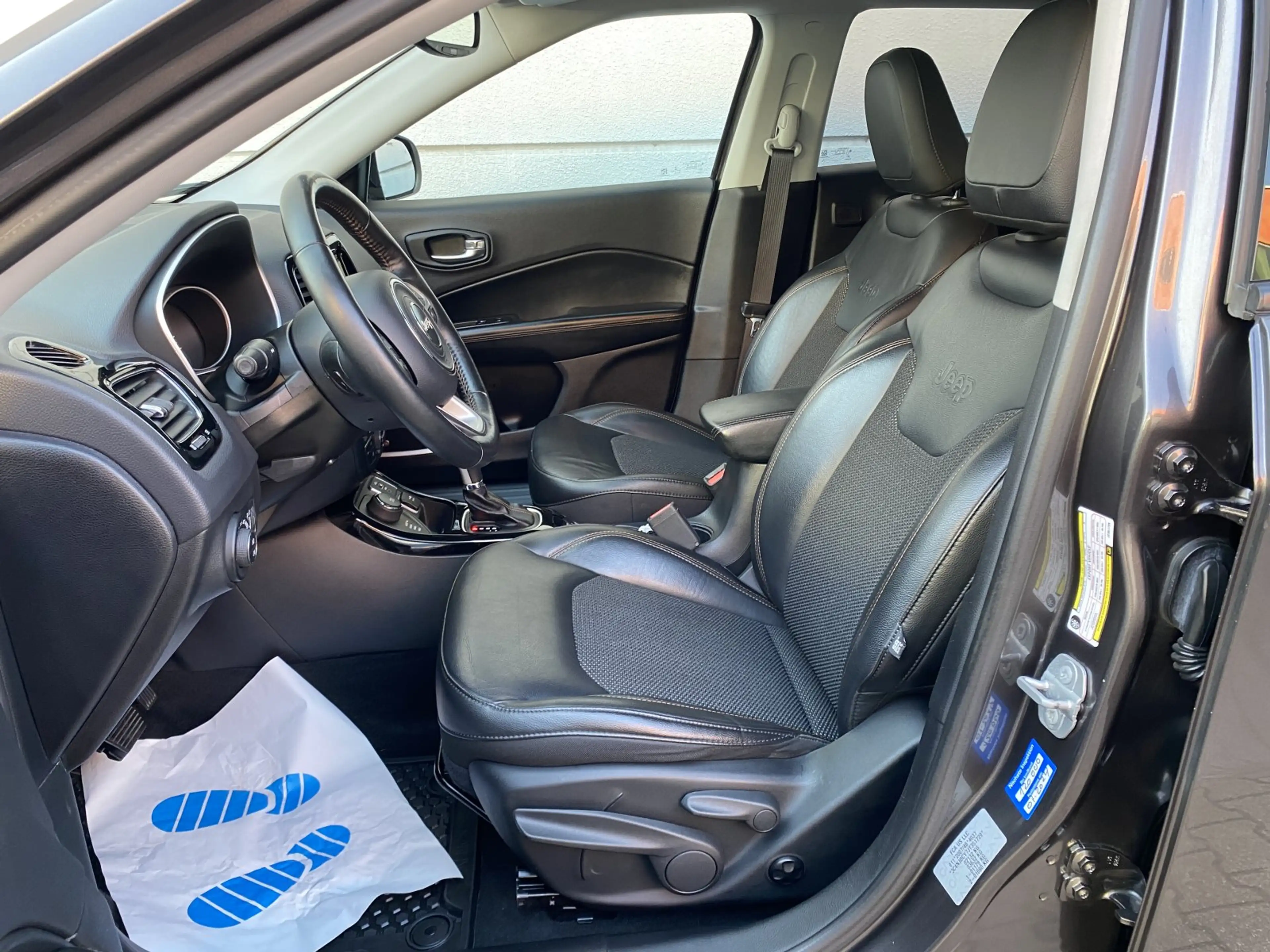 Jeep Compass 2.0 MultiJet AT 4WD Limited AHK Rkam Nav TotwAss — photo 14