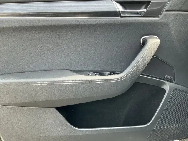Skoda Superb view 15