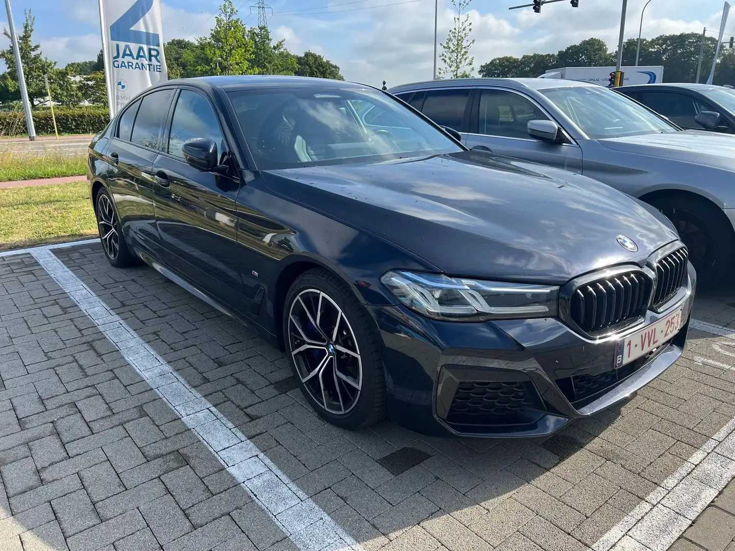 BMW 545 545e xDrive Aut. M Sport Edition Noir - 1
