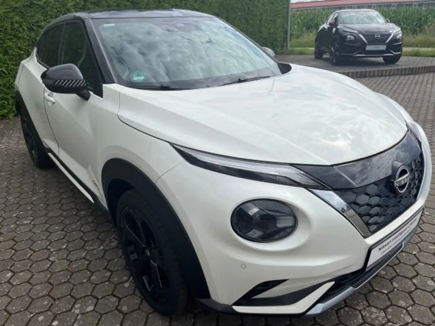 Nissan Juke Premiere Edition Hybrid Schwarz - 2