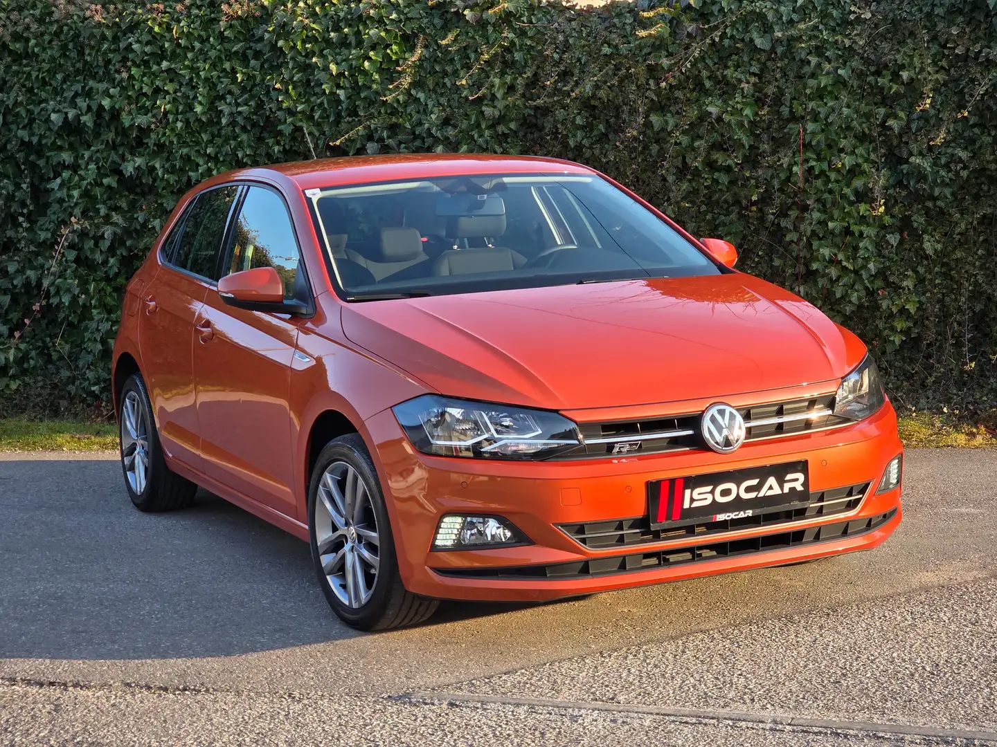 Volkswagen Polo 1,0 // R-LINE OPTIK / SITZHEIZUNG / PARKSENSOREN / Orange - 1