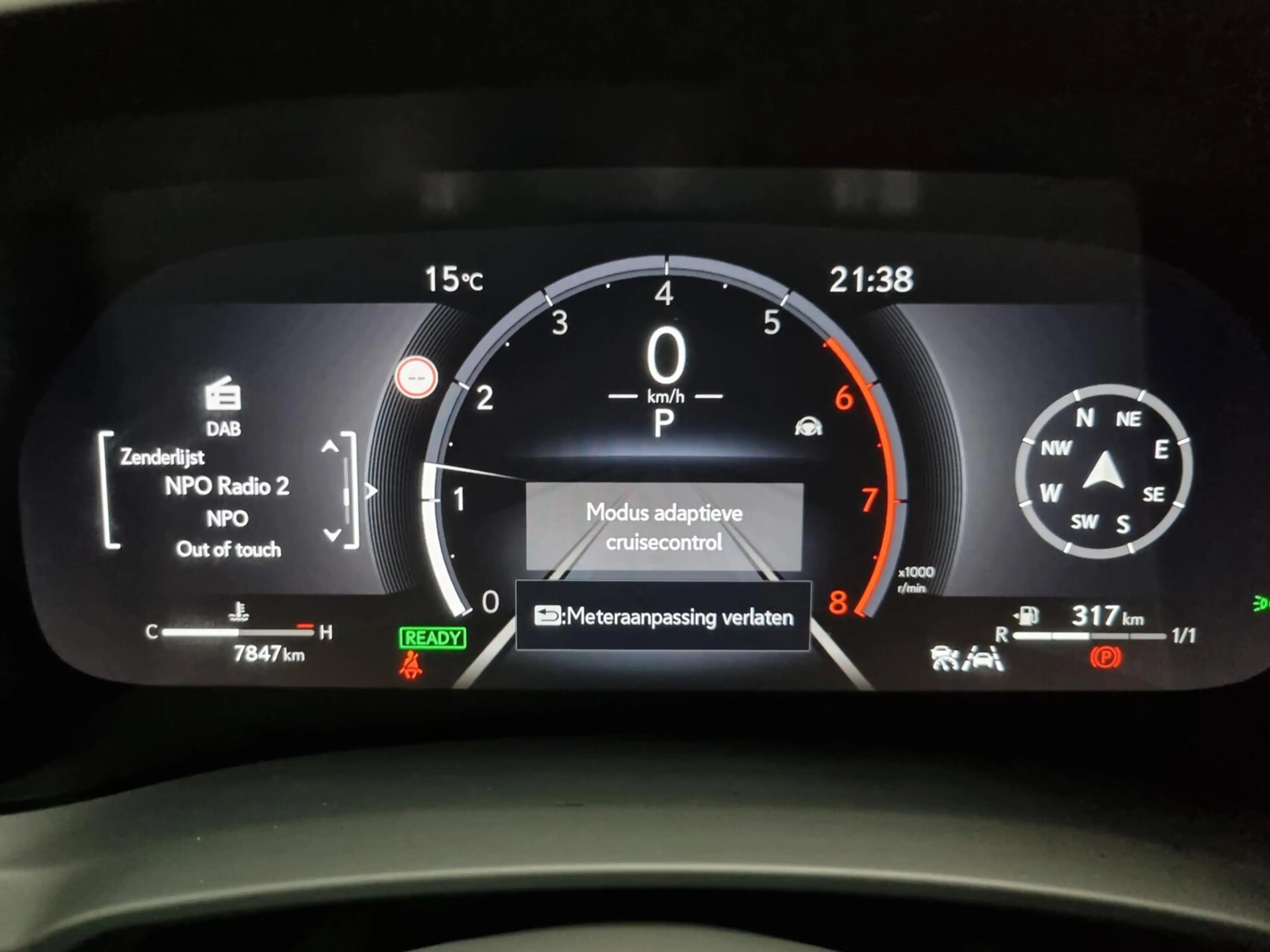 Lexus LBX 1.5 Emotion / Bi-Tone / TechPack / Leder / Elektr. — photo 28
