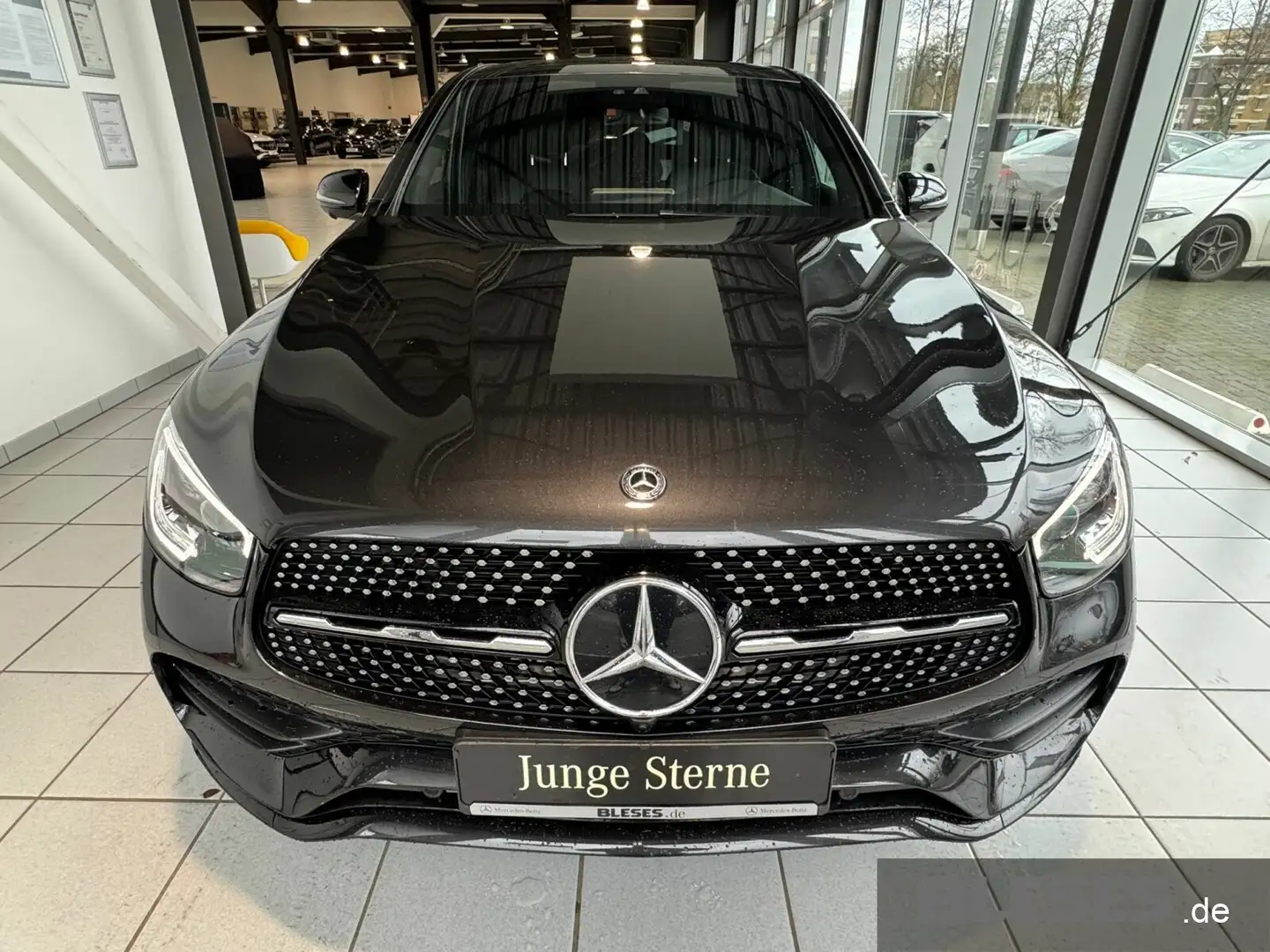 Mercedes-Benz GLC 300 GLC 300 4M Coupé AMG Night+AHK+SHD+360+Multibeam Gris - 2
