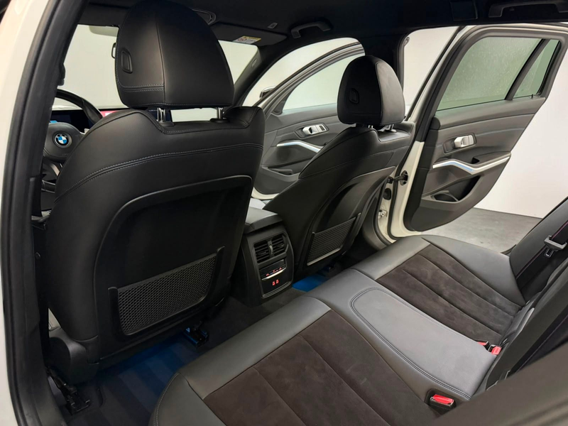 BMW 318 i T M-Paket HIFI*ADAPTIV LED*AMBIENT*AHK*TOP — photo 14