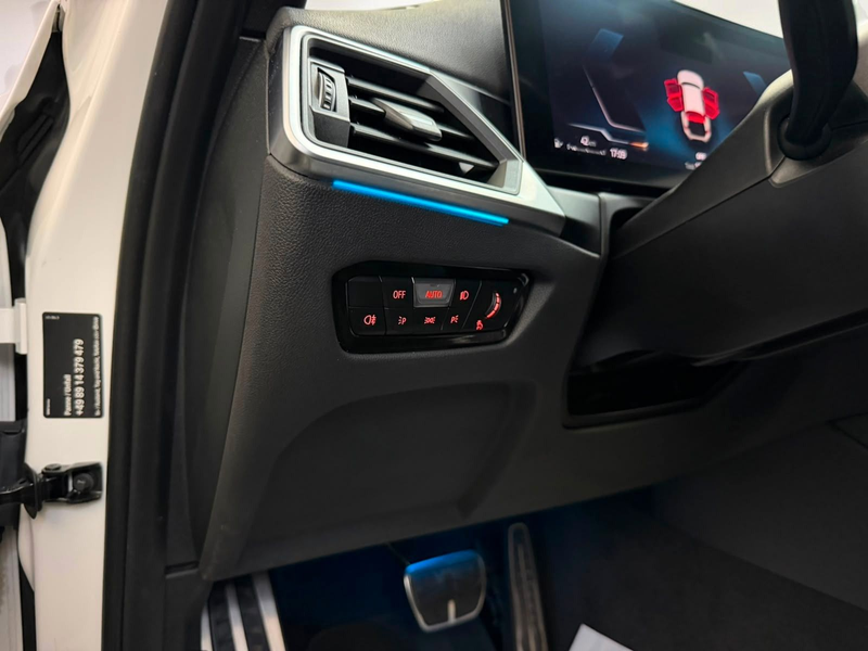 BMW 318 i T M-Paket HIFI*ADAPTIV LED*AMBIENT*AHK*TOP — photo 11