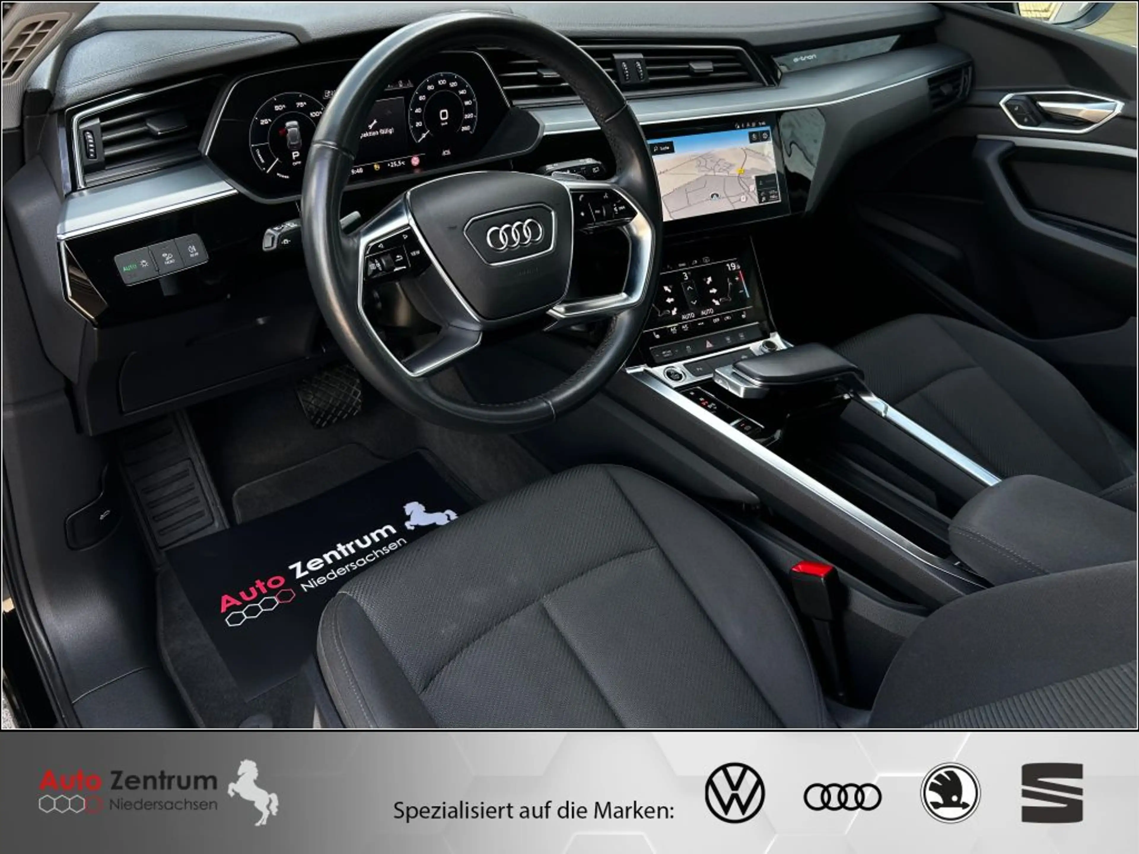 Audi e-tron quattro AZN-Haus-Förderung* StandHz Luftfed. LED — photo 12