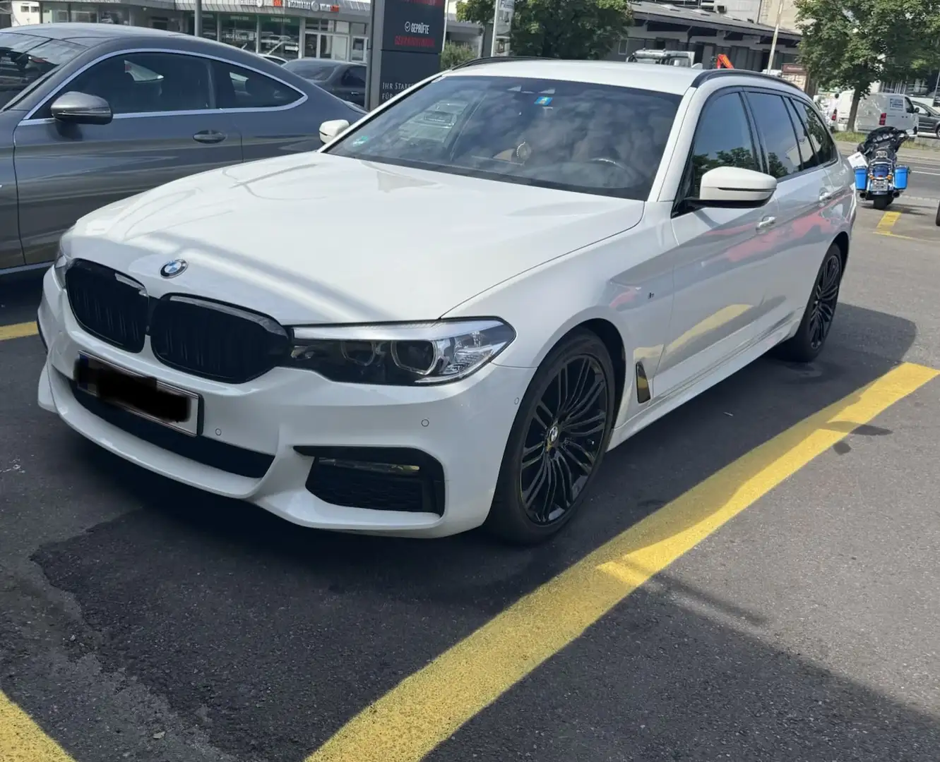 BMW 540 540d xDrive Weiß - 1
