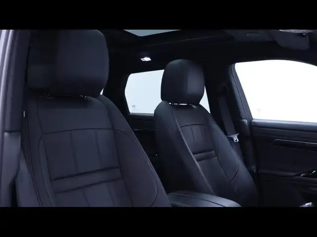 Land Rover Range Rover Evoque view 12