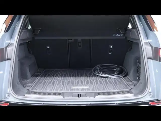 Land Rover Range Rover Evoque view 7
