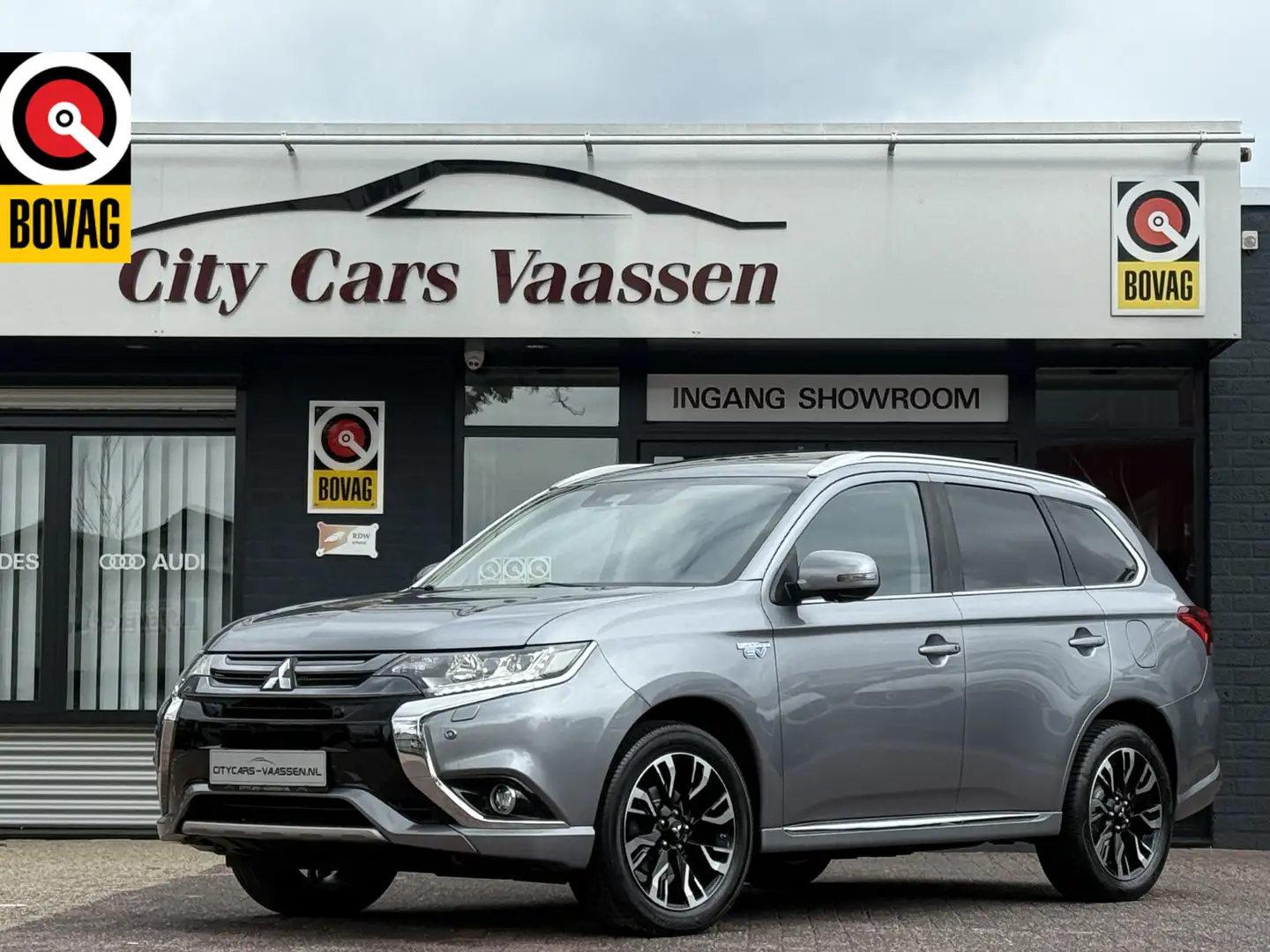 Mitsubishi Outlander 2.0 PHEV S-Edition 4wd plug in hybride automaat ap - 1