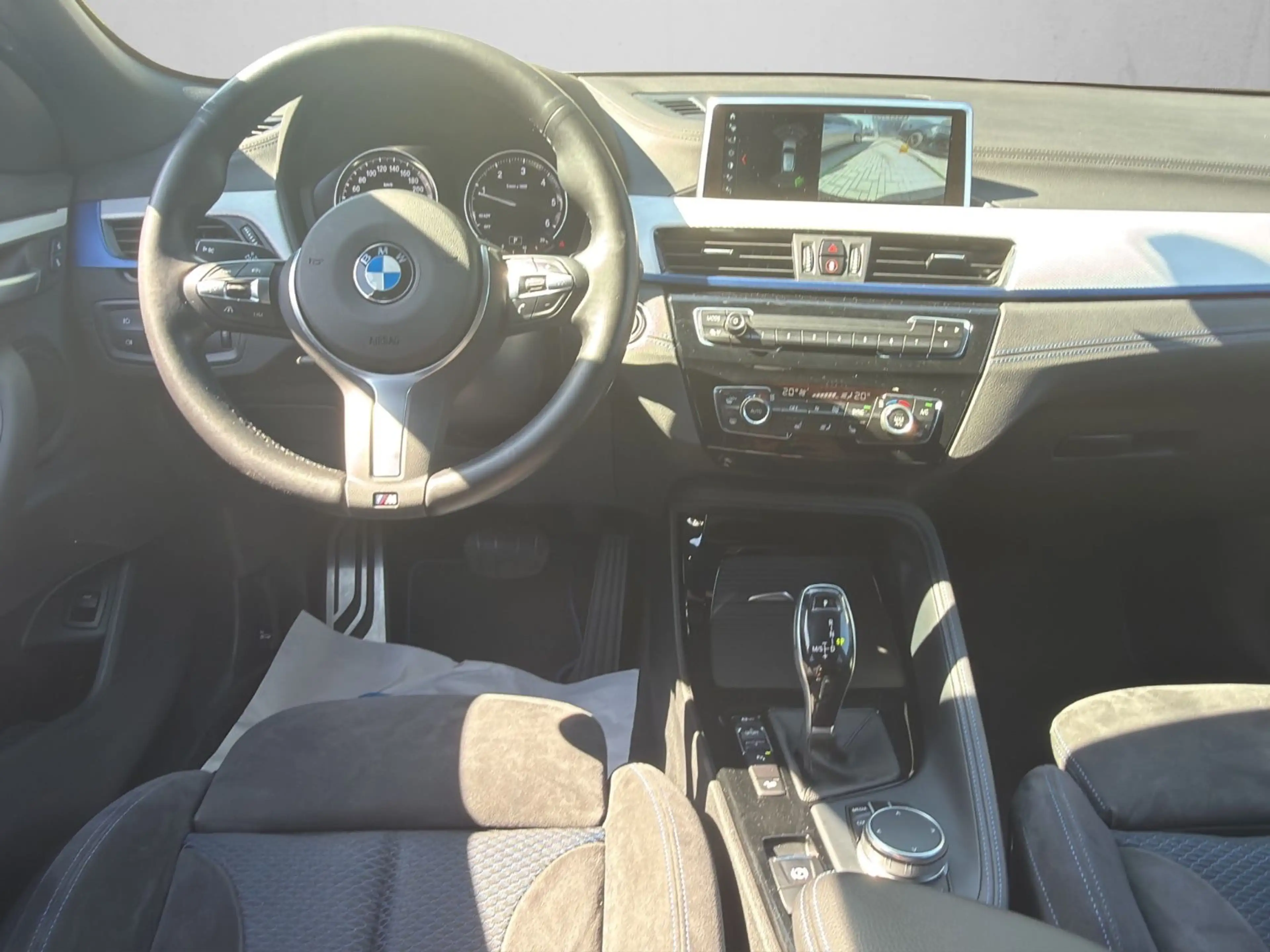 BMW X2 xDrive 20 d M Sport — photo 11
