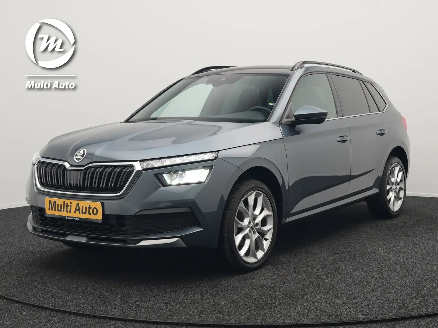 Skoda Kamiq 1.0 TSI Sport Business 110pk DSG | Panodak | RS Sp Grijs - 1