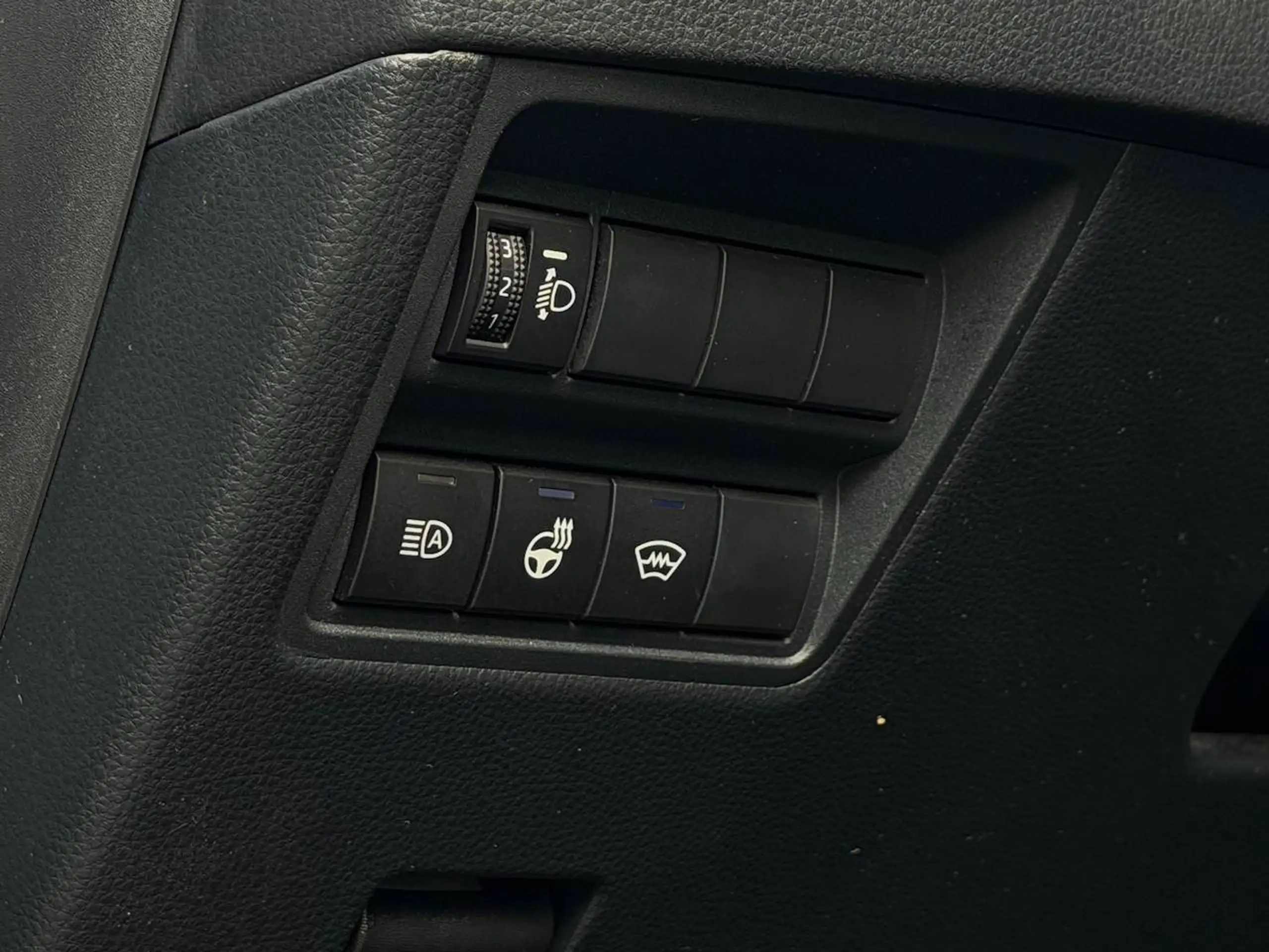 Toyota Yaris Cross HEV STYLE CARPLAY STUUR-EN ZETELVERWARMING KEYLESS — 11/13